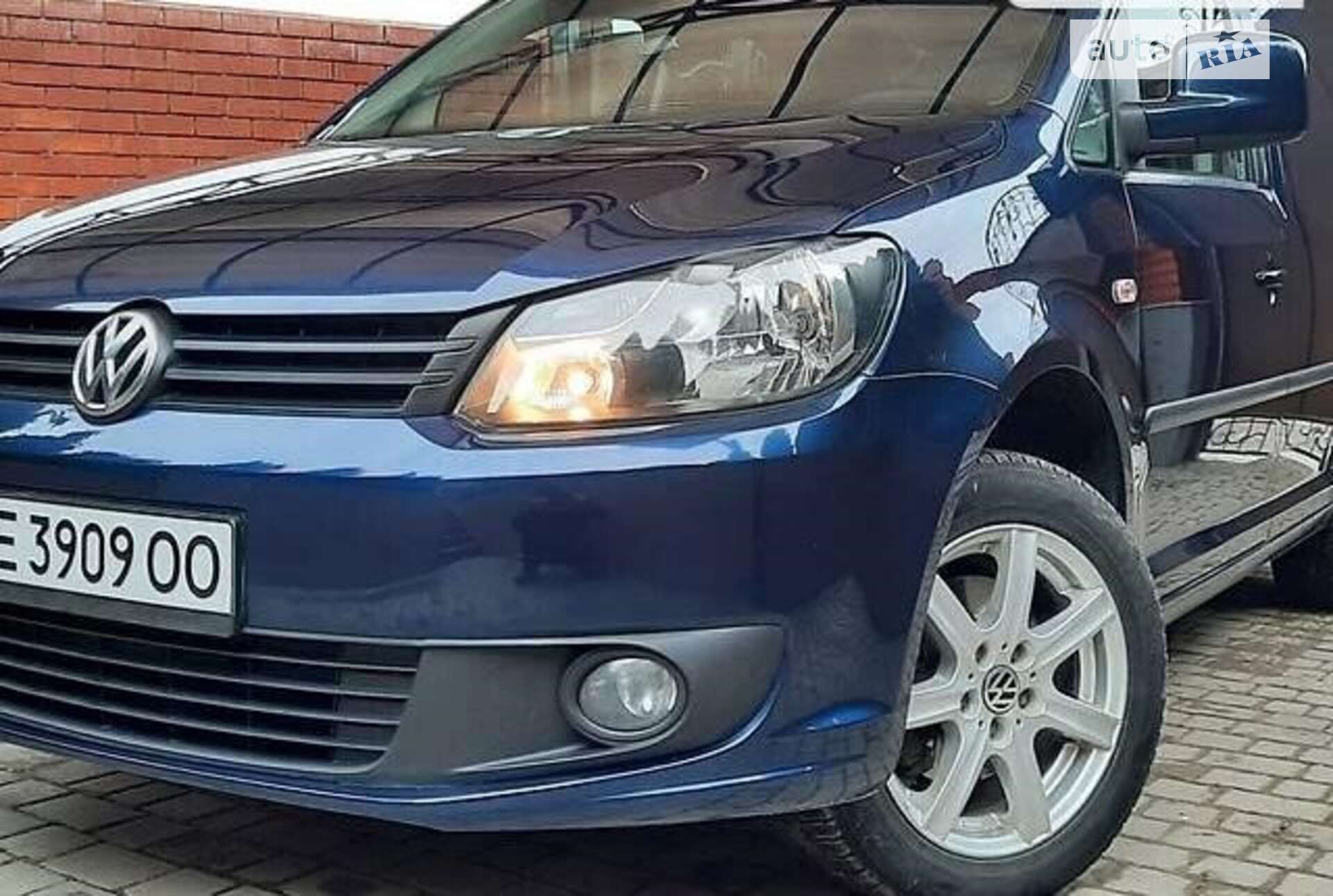 VOLKSWAGEN CADDY 2012