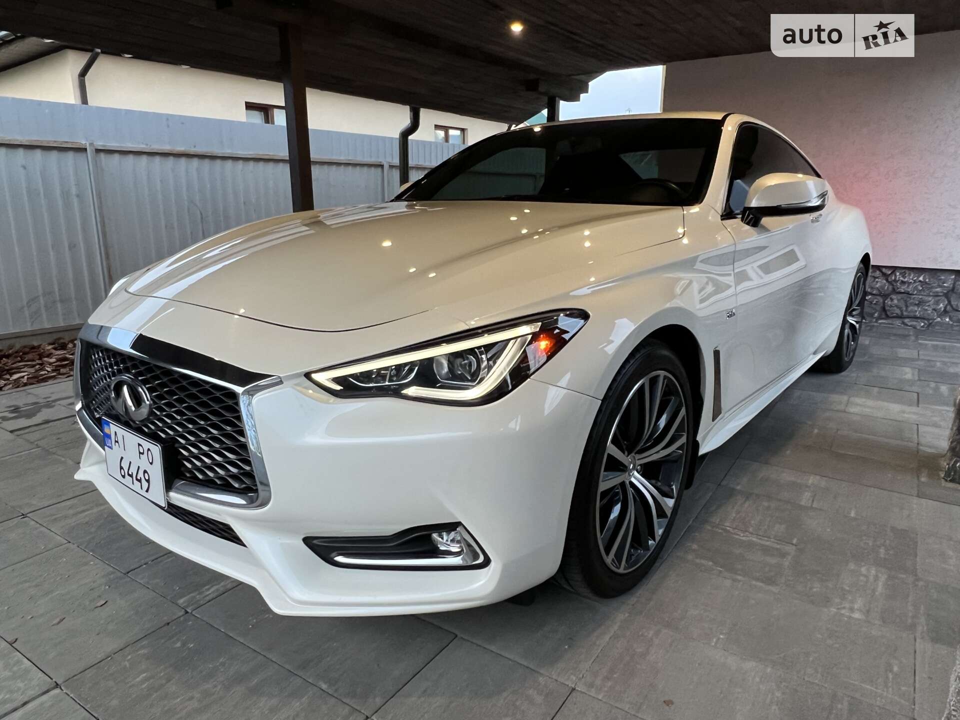 INFINITI Q60
