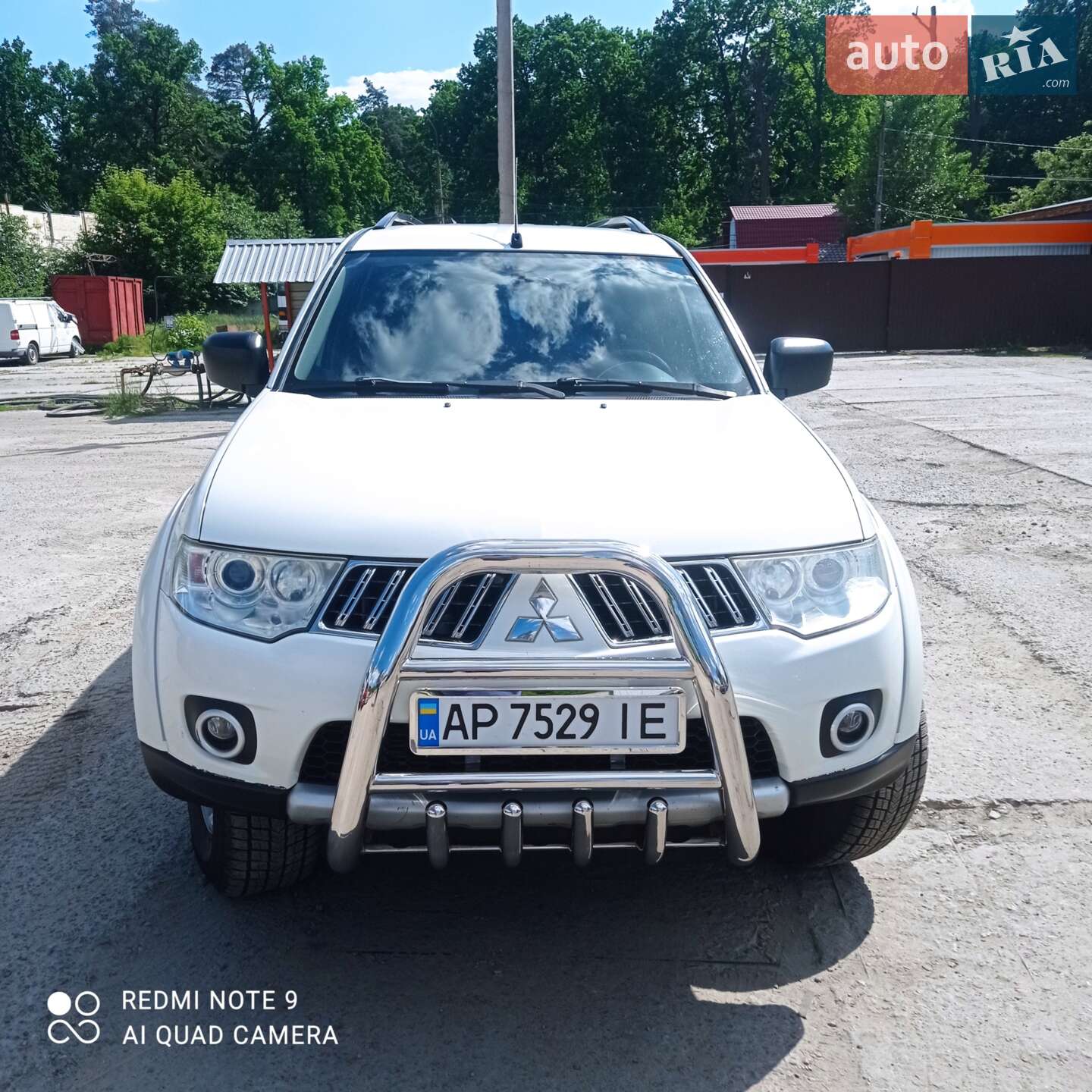 MITSUBISHI PAJERO SPORT 2012