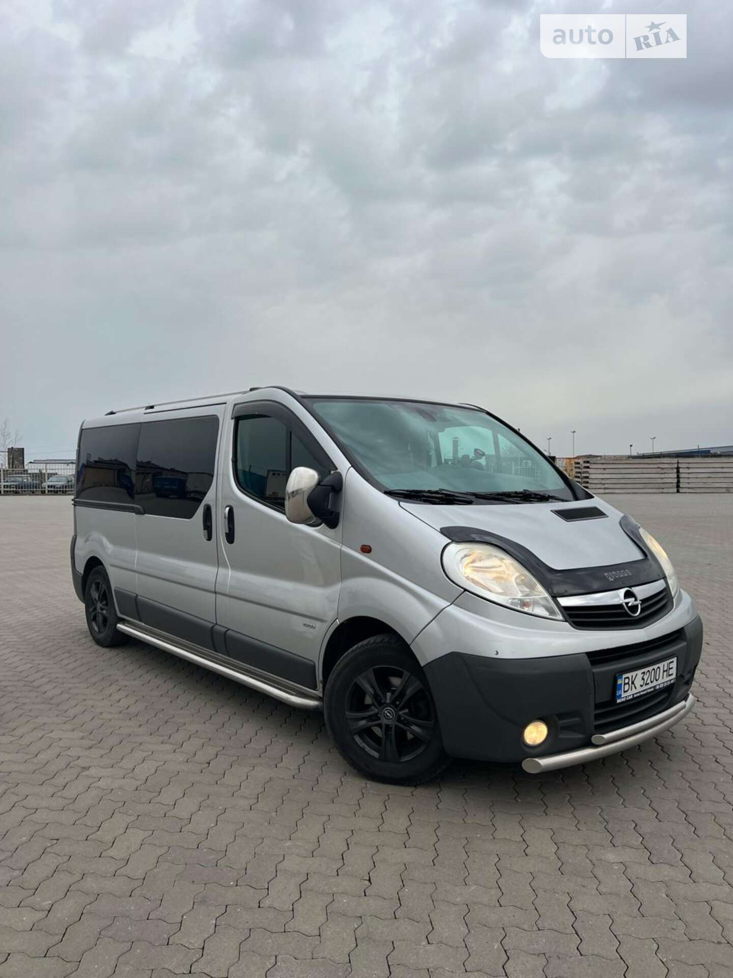 OPEL VIVARO 2010
