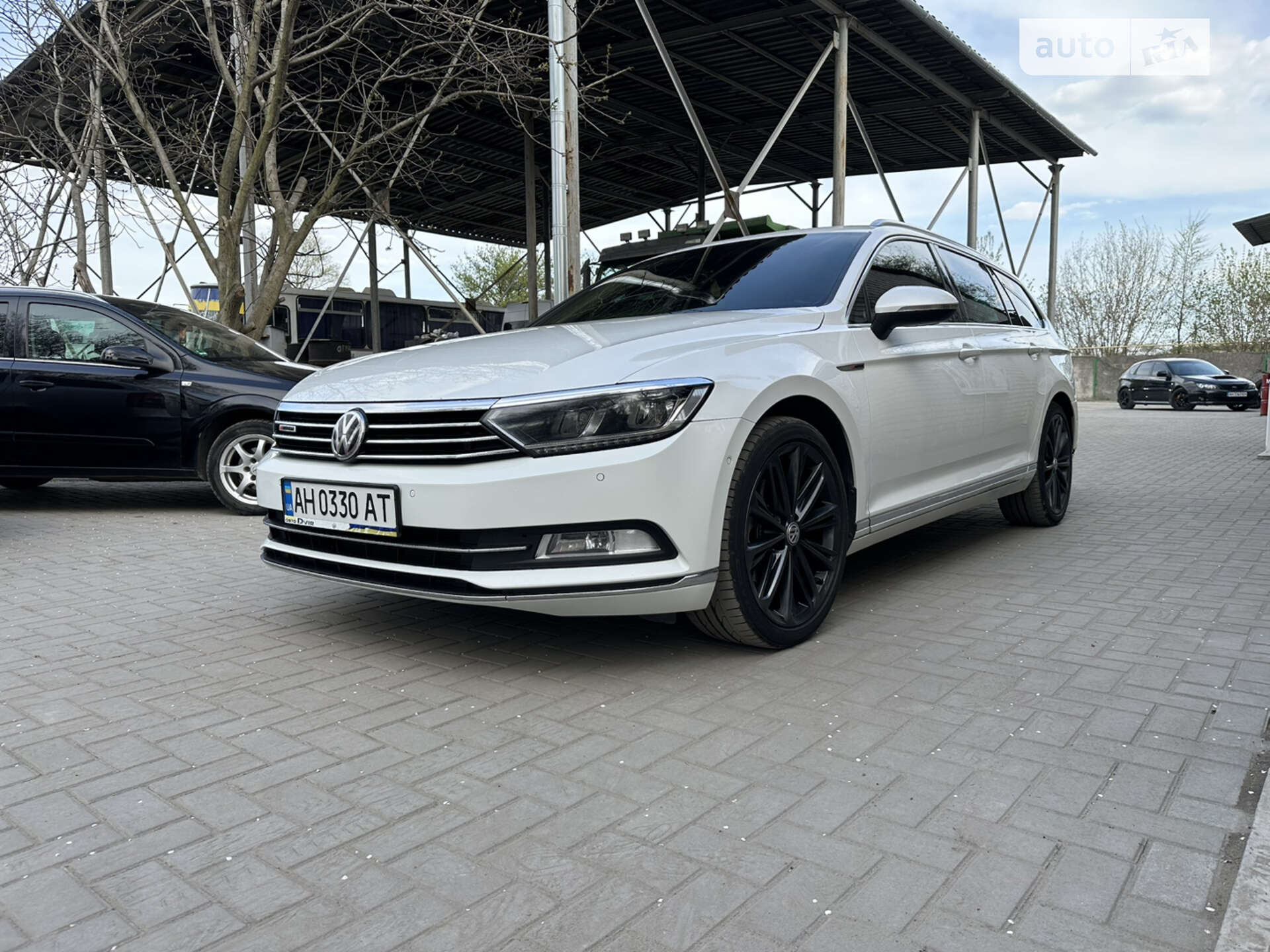 VOLKSWAGEN PASSAT 2017