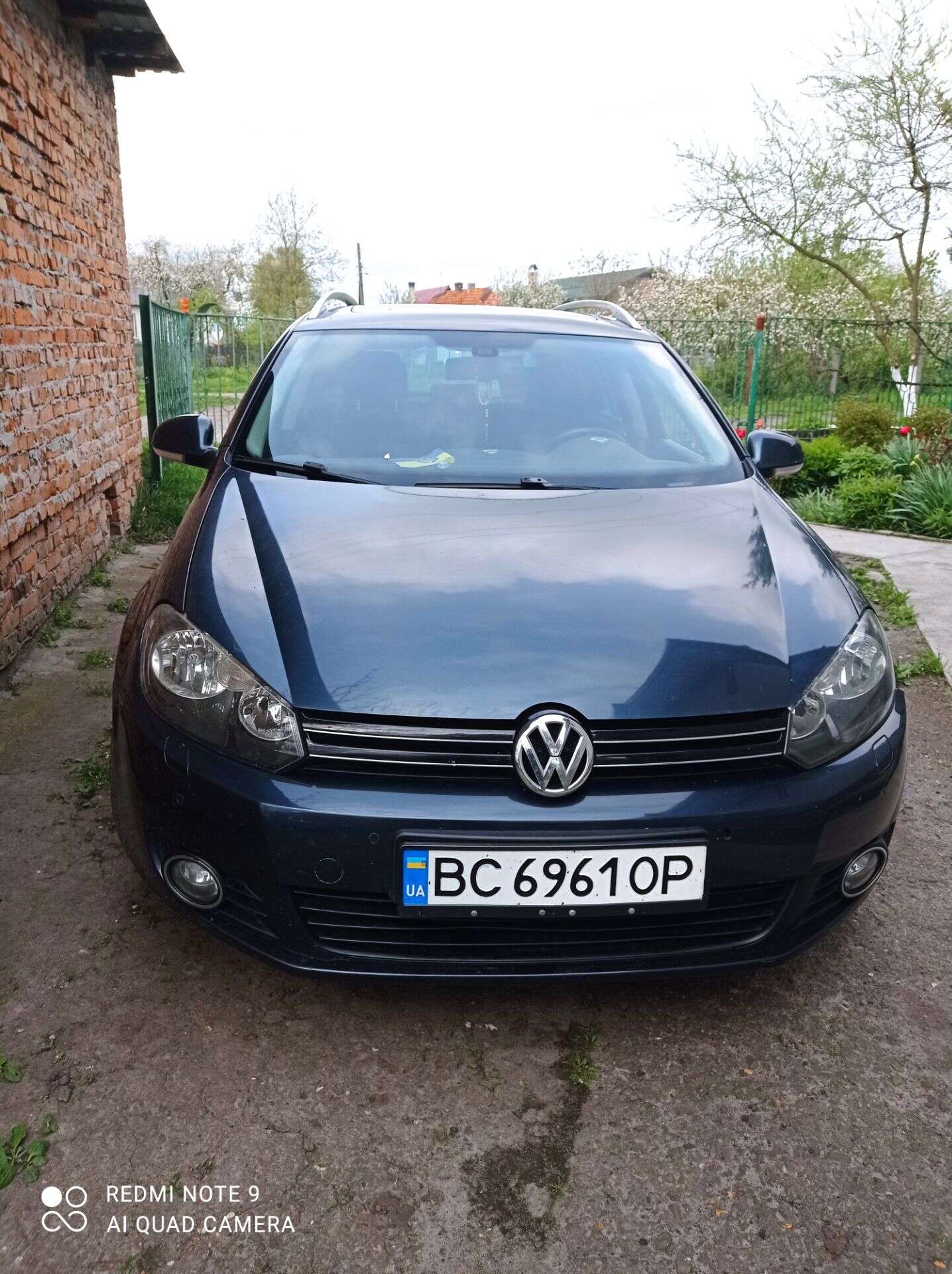 VOLKSWAGEN GOLF 2010