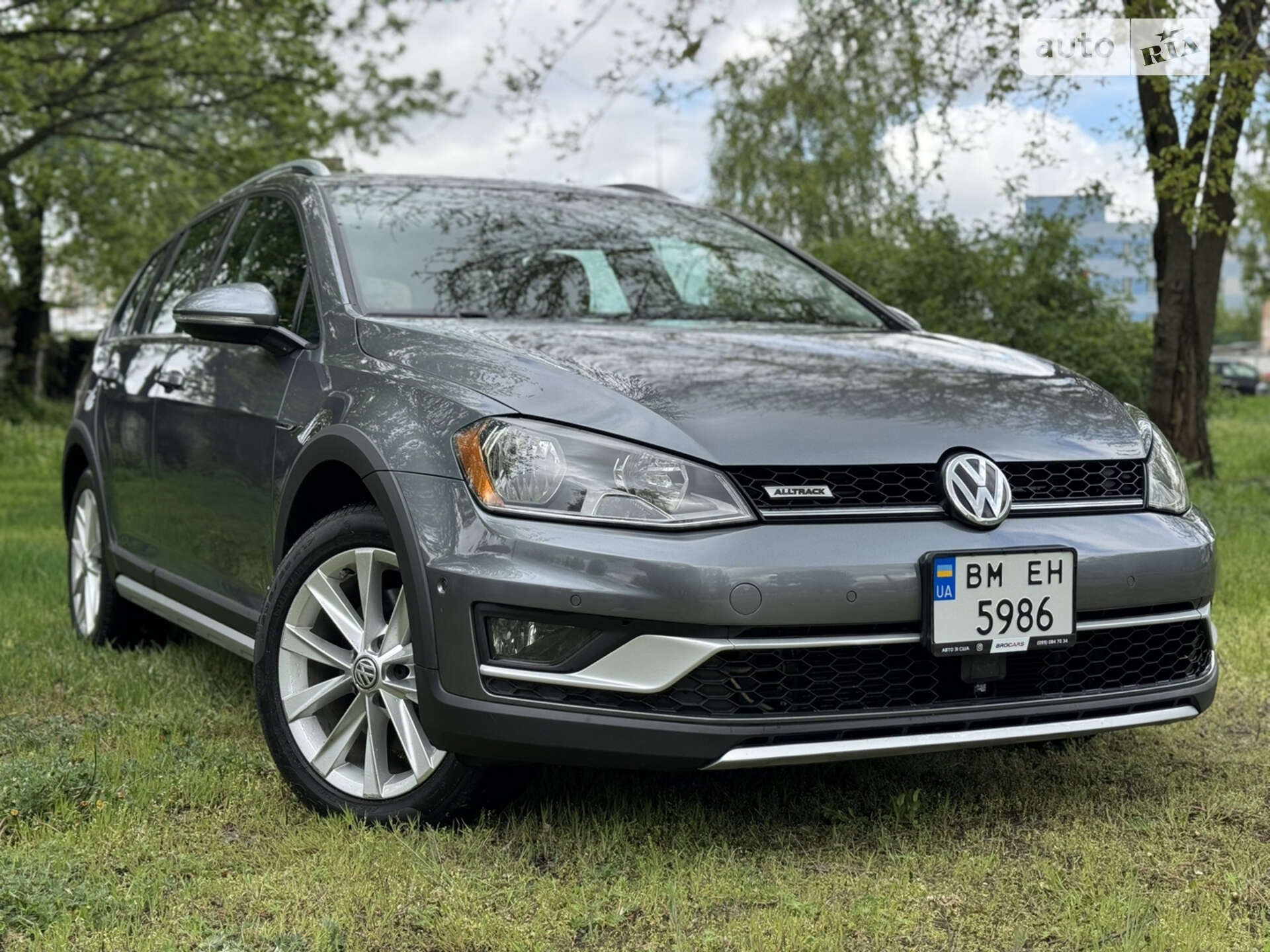 VOLKSWAGEN GOLF 2016