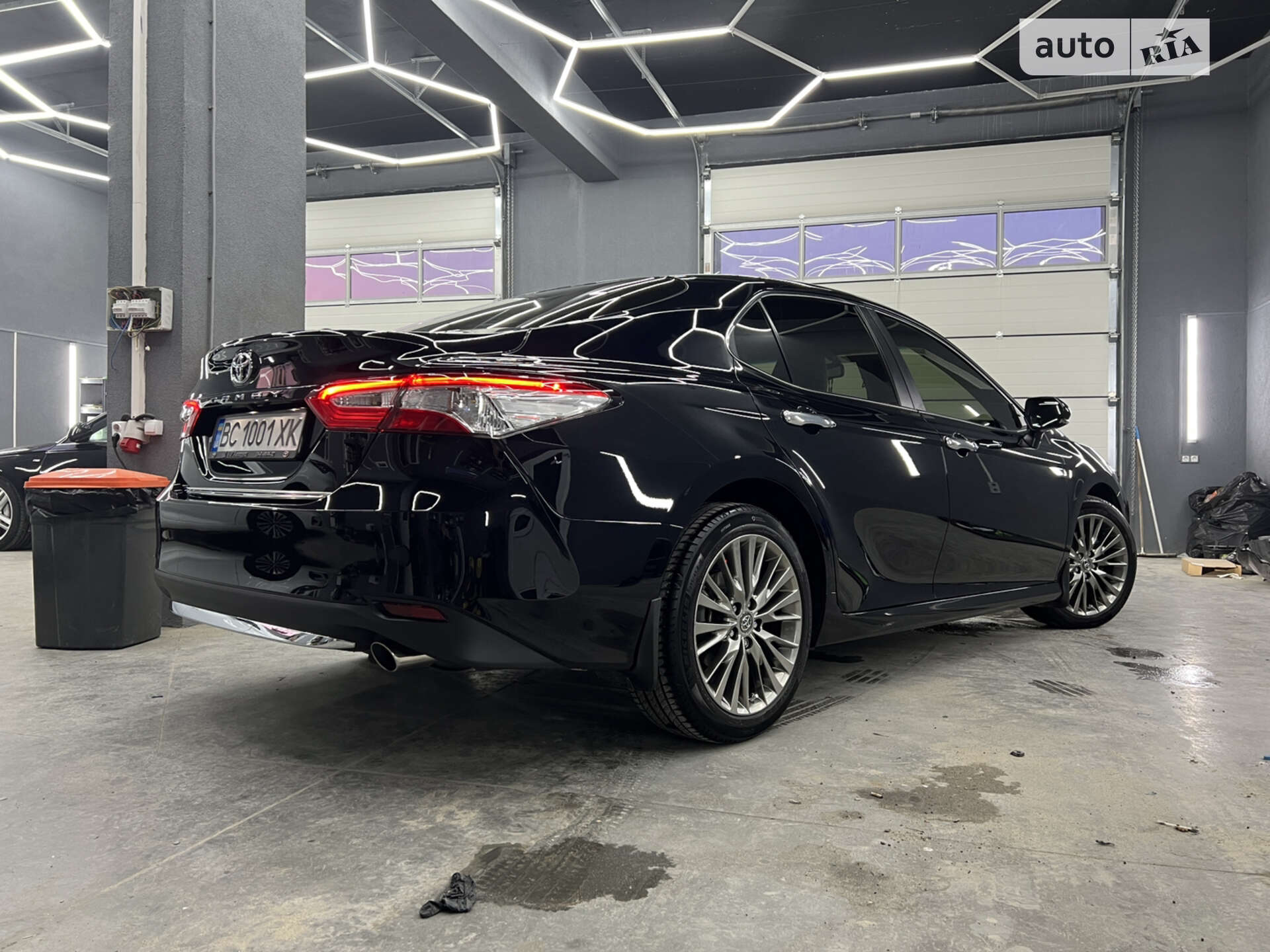 TOYOTA CAMRY