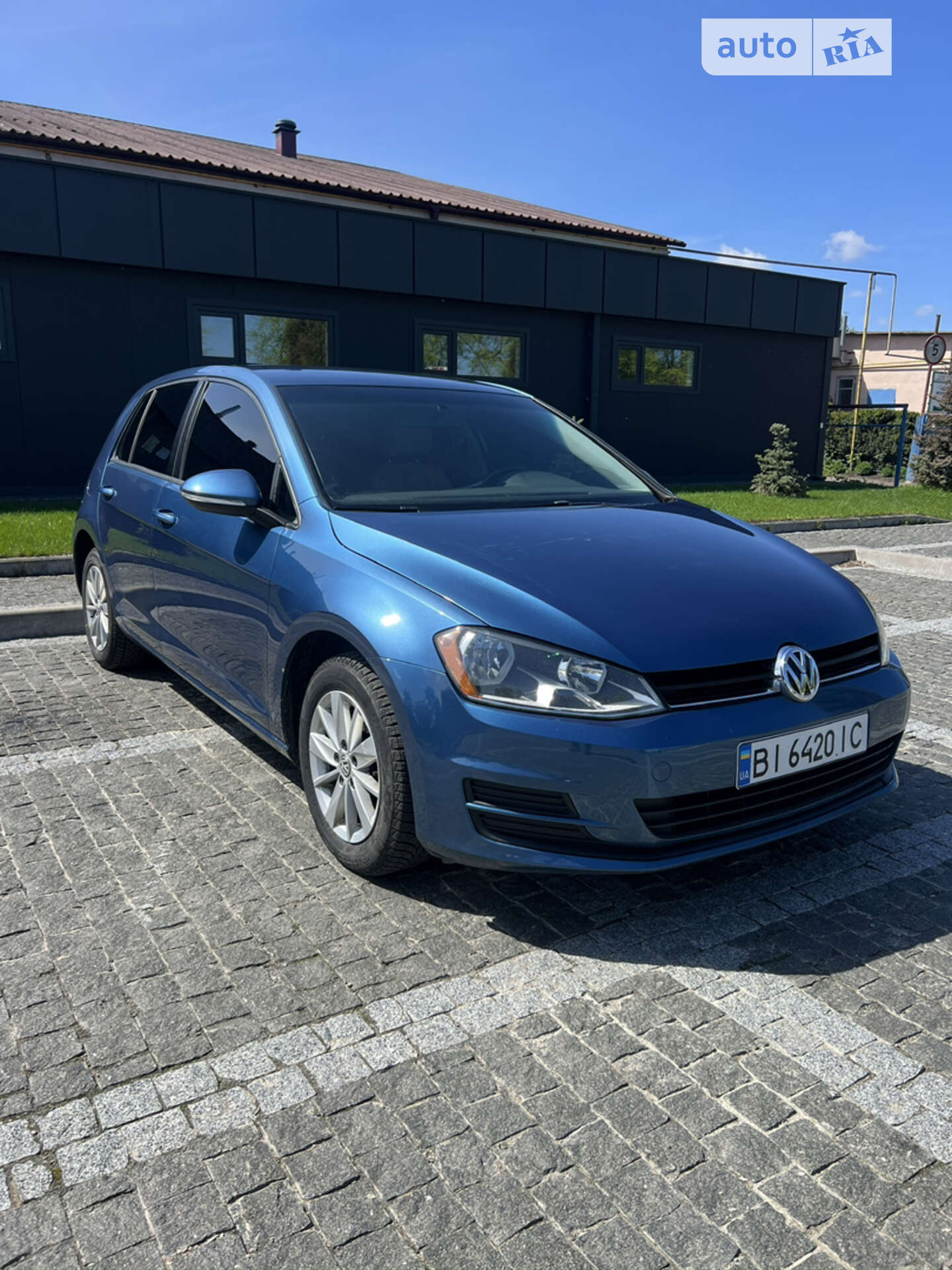 VOLKSWAGEN GOLF 2016