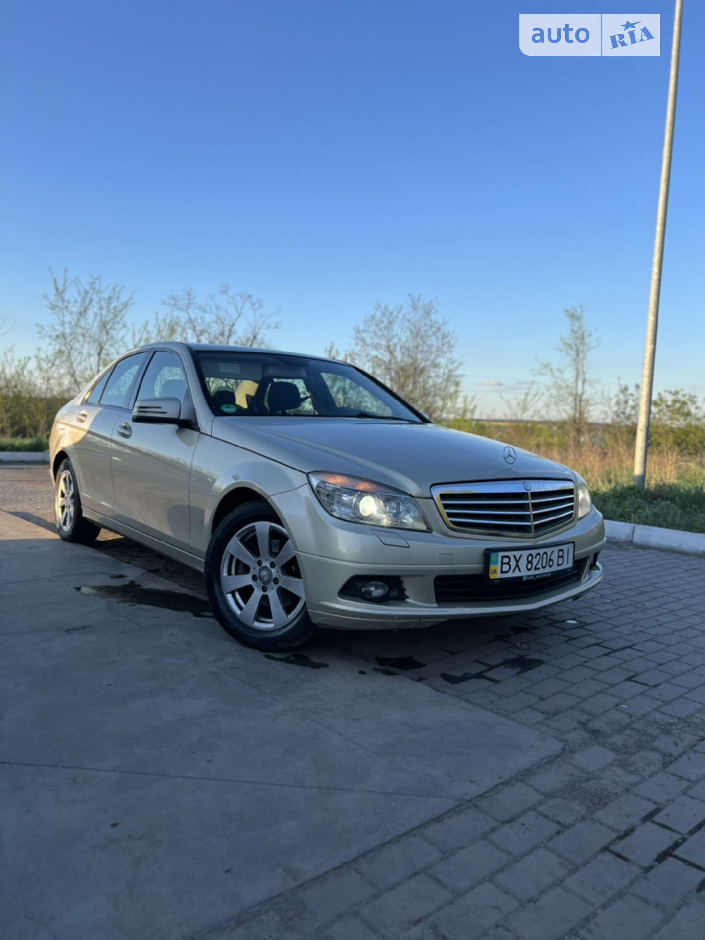 MERCEDES-BENZ C 200 2009