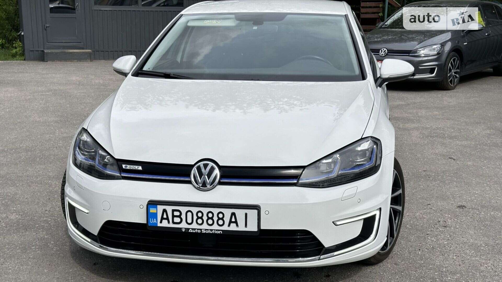 VOLKSWAGEN E-GOLF 2018