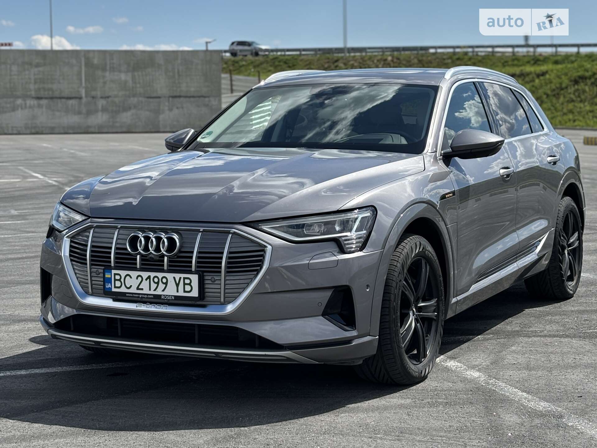 Audi e-tron 2019