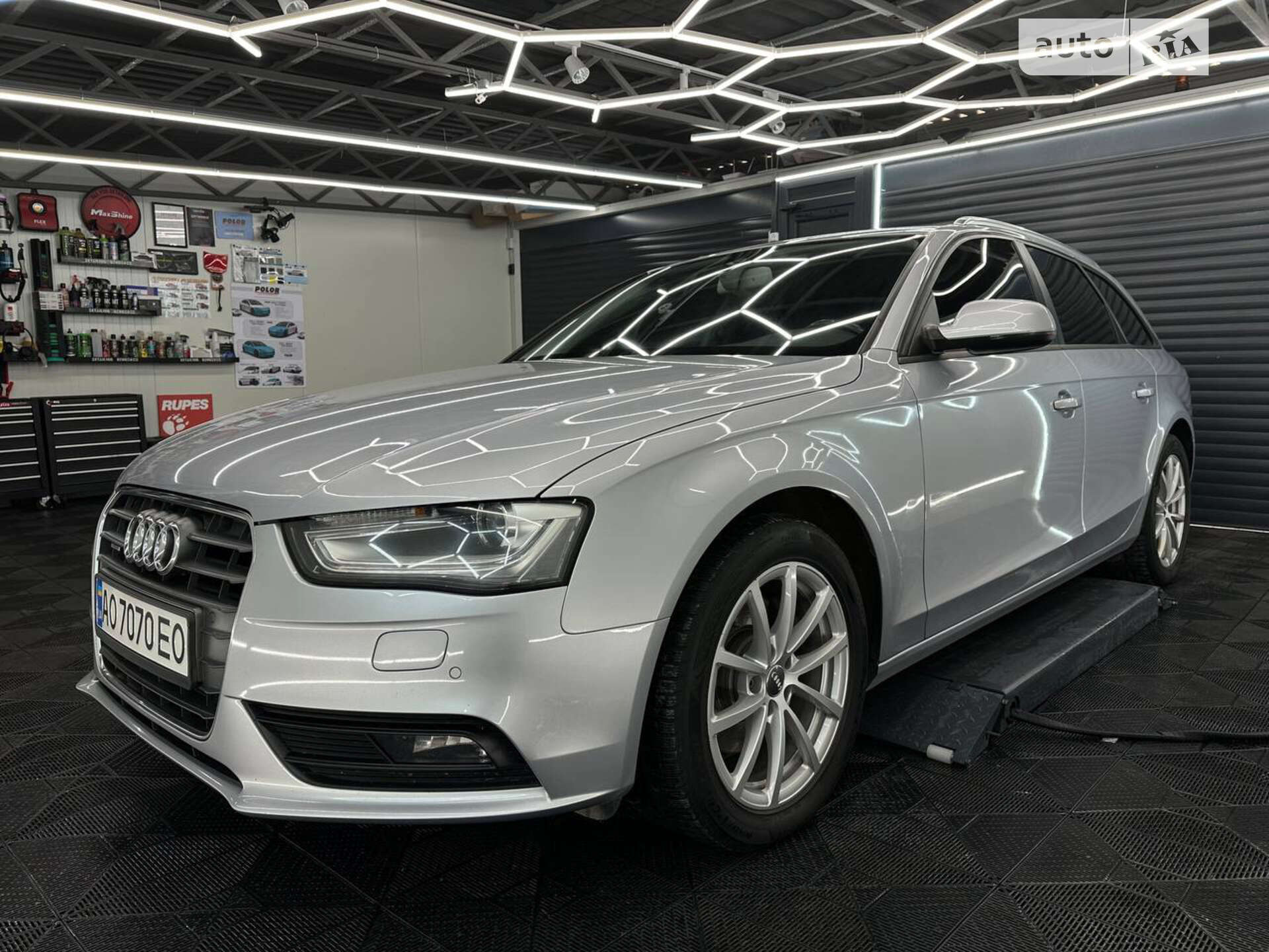 AUDI A4