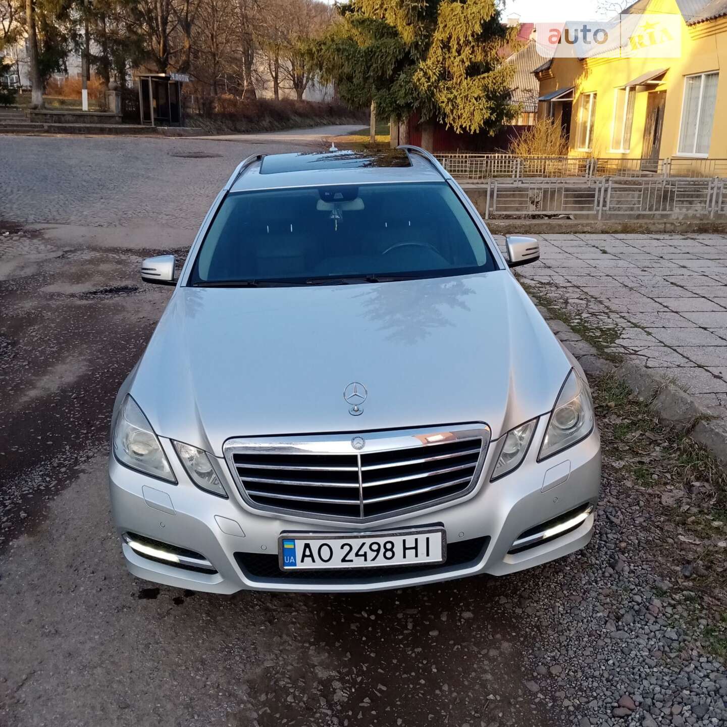 MERCEDES-BENZ E 220 CDI 2011