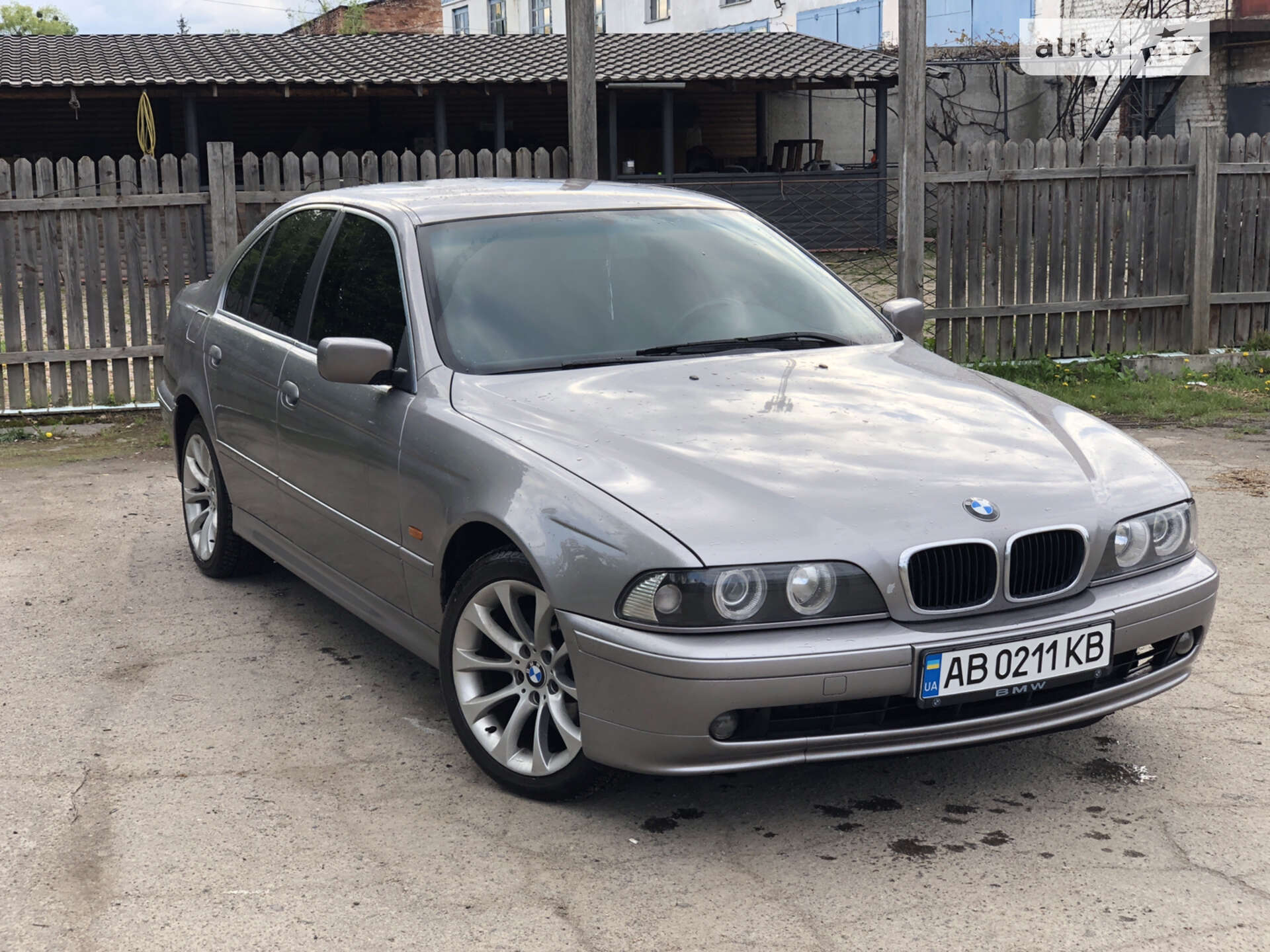 BMW 5 Series 2001