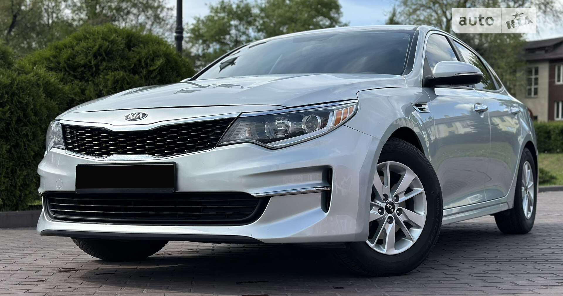 Головне фото звіту автомобіля KIA OPTIMA 2016