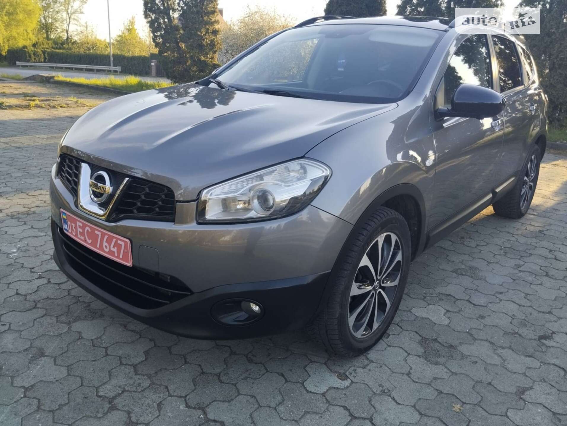 Головне фото звіту автомобіля NISSAN QASHQAI +2 2013