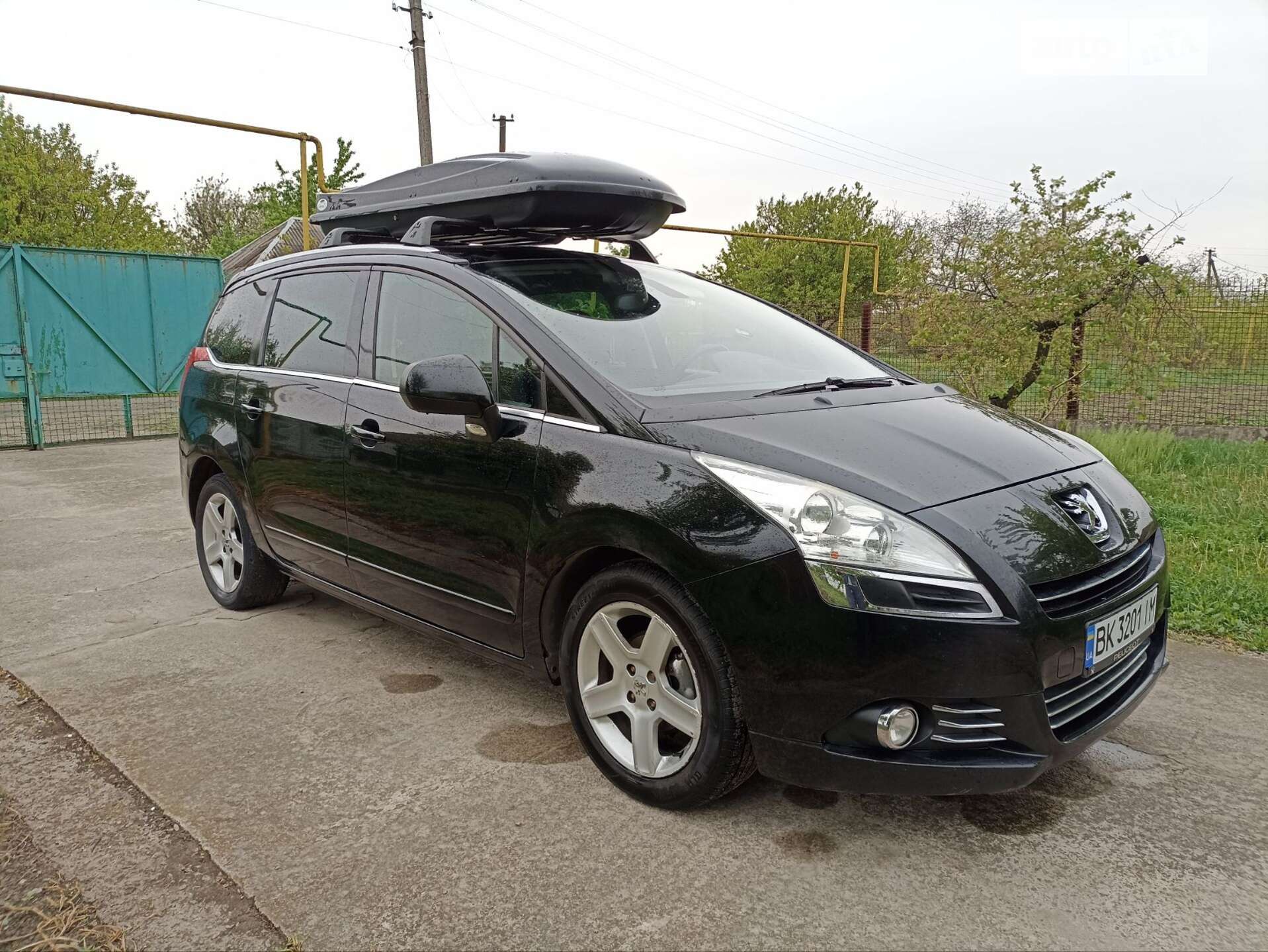 PEUGEOT 5008 2013