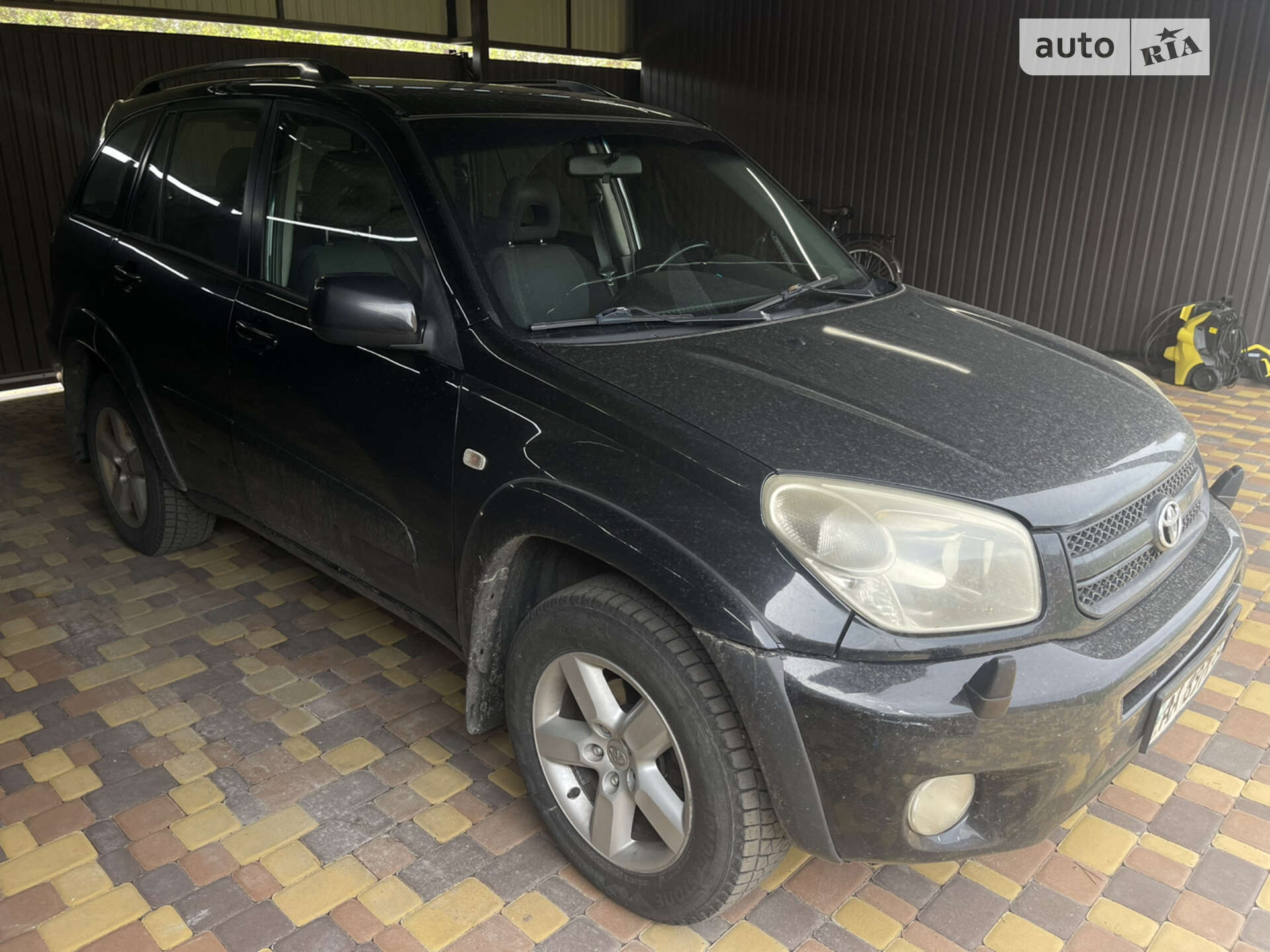 TOYOTA RAV4 2005