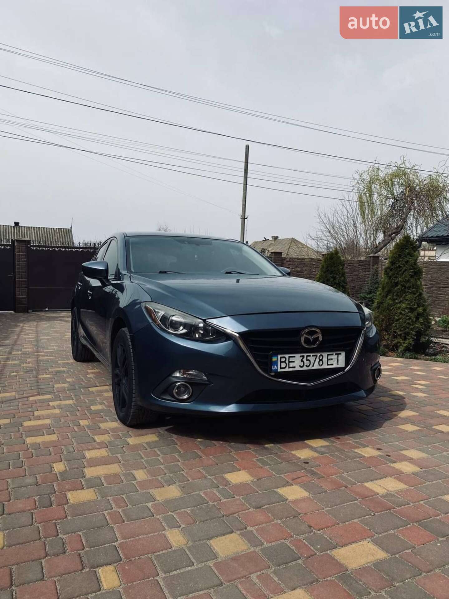 Головне фото звіту автомобіля MAZDA 3 2013