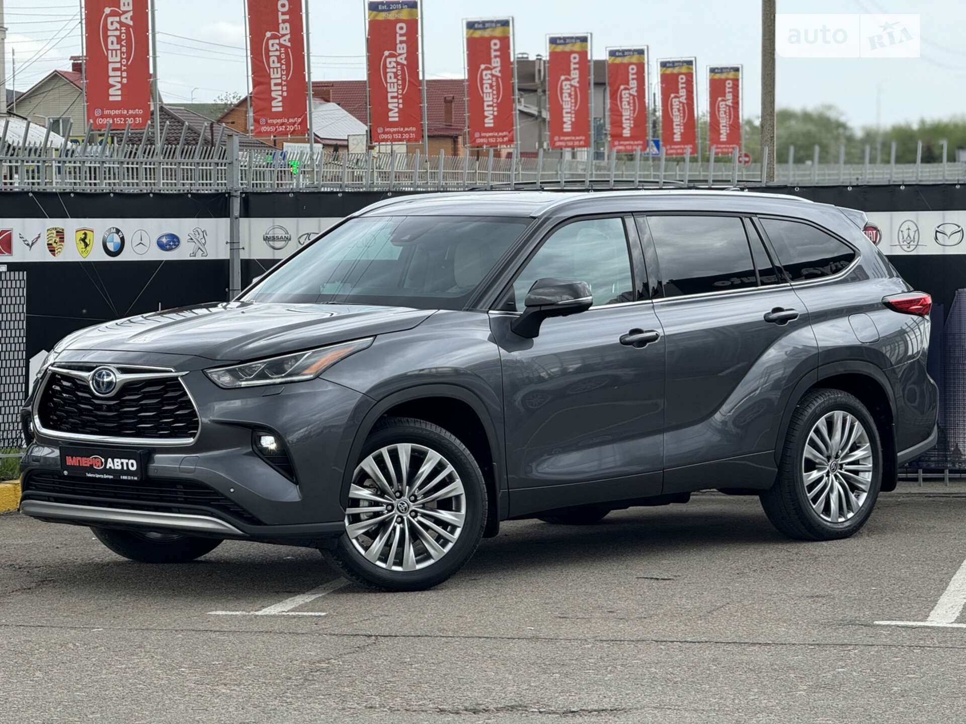 TOYOTA HIGHLANDER HYBRID 2023