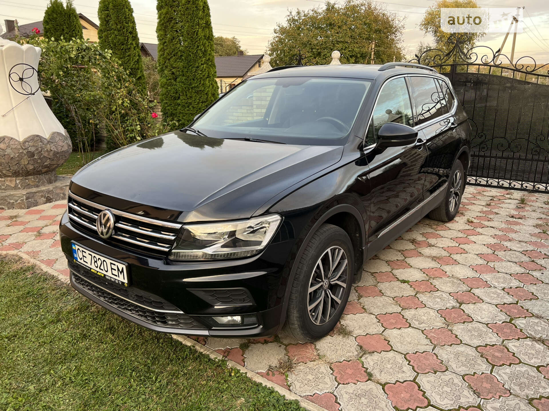 VOLKSWAGEN TIGUAN 2019
