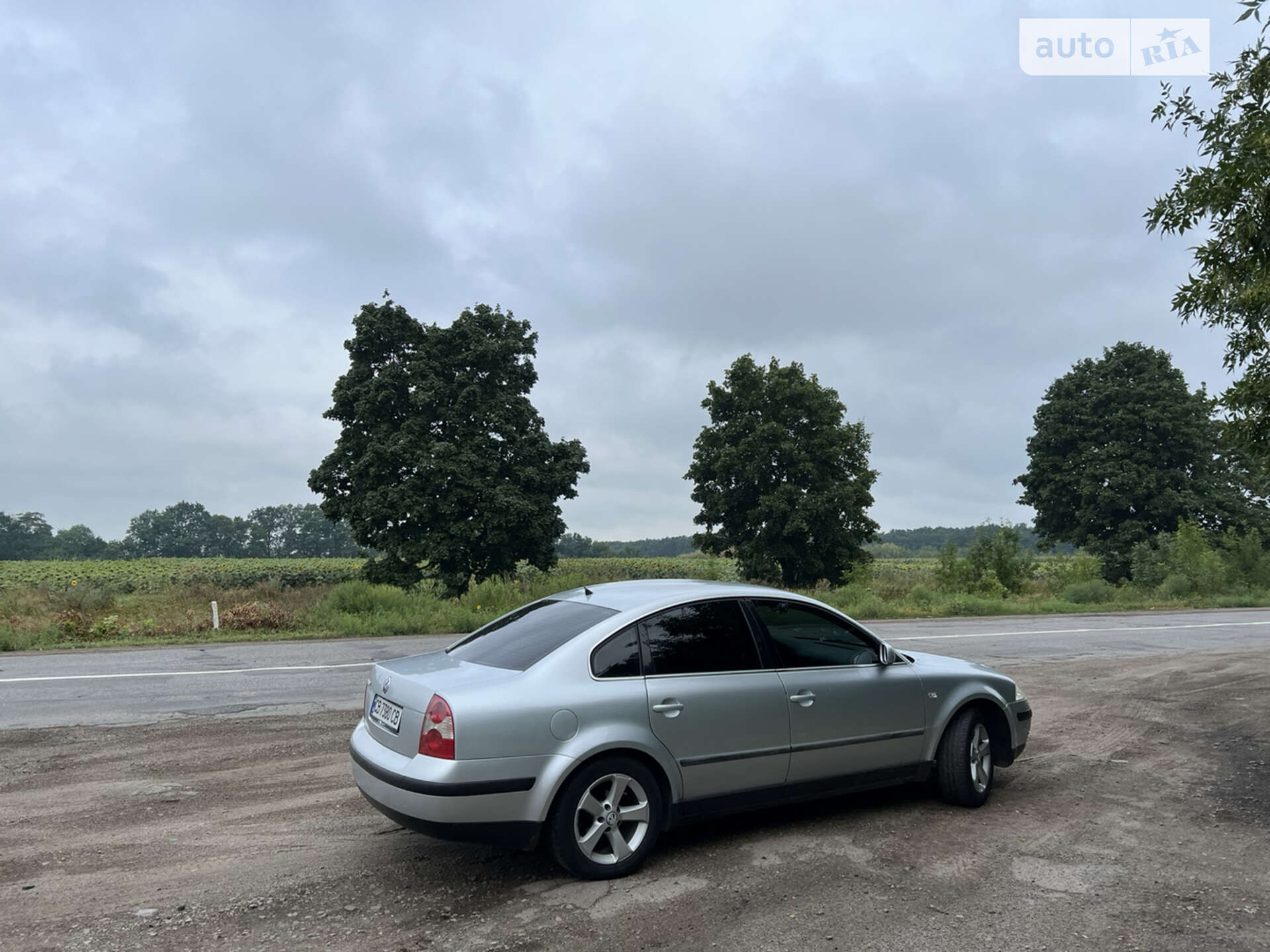 VOLKSWAGEN PASSAT 2003