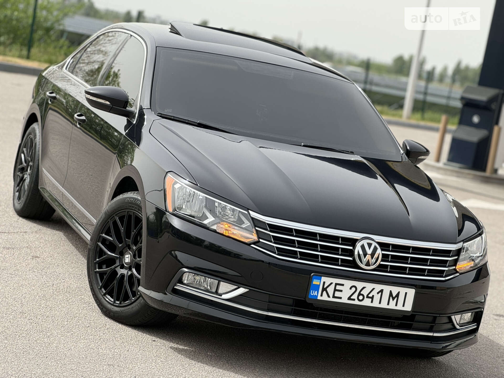 VOLKSWAGEN PASSAT 2016