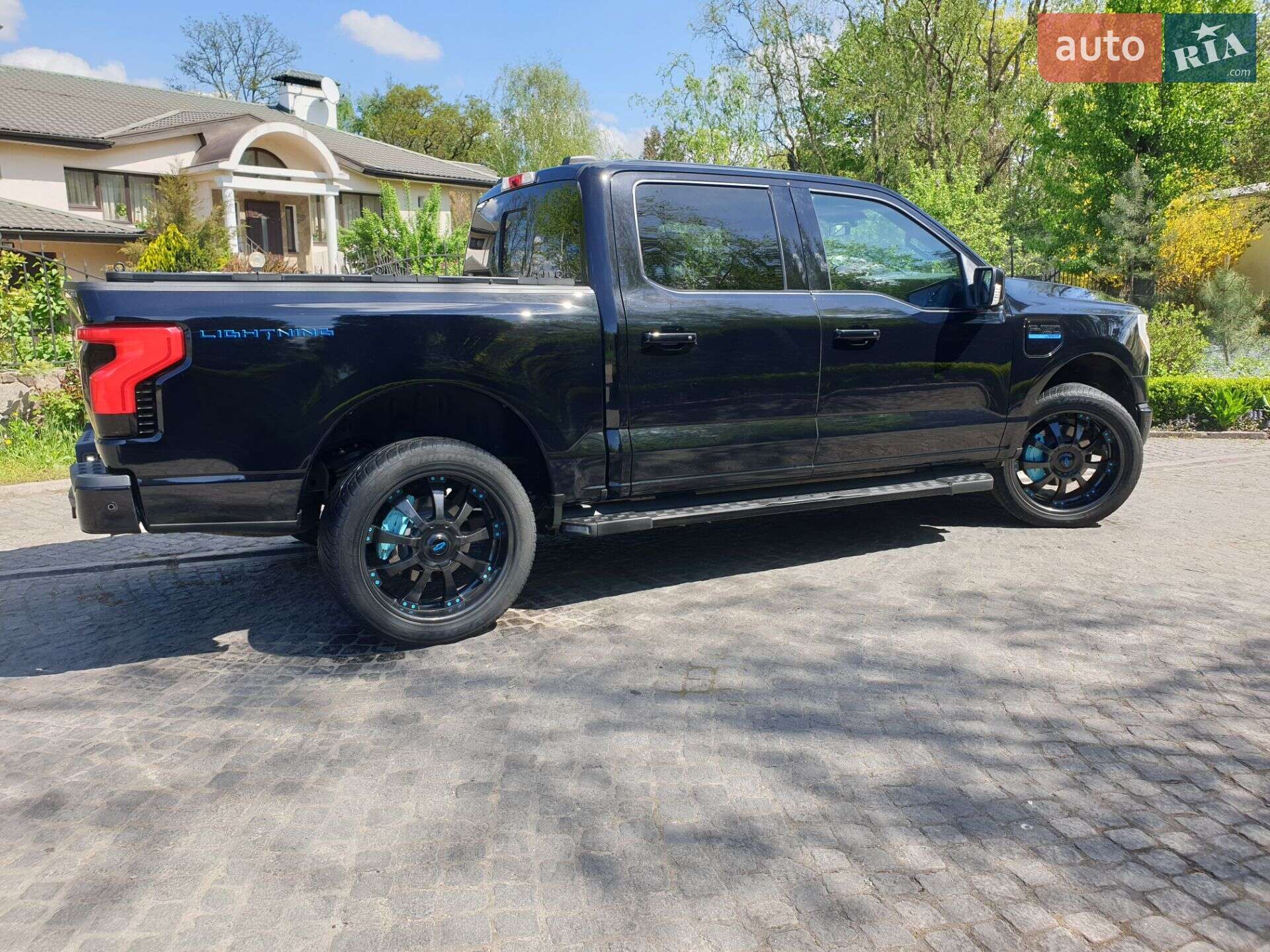 FORD F 150 LIGHTNING 2022