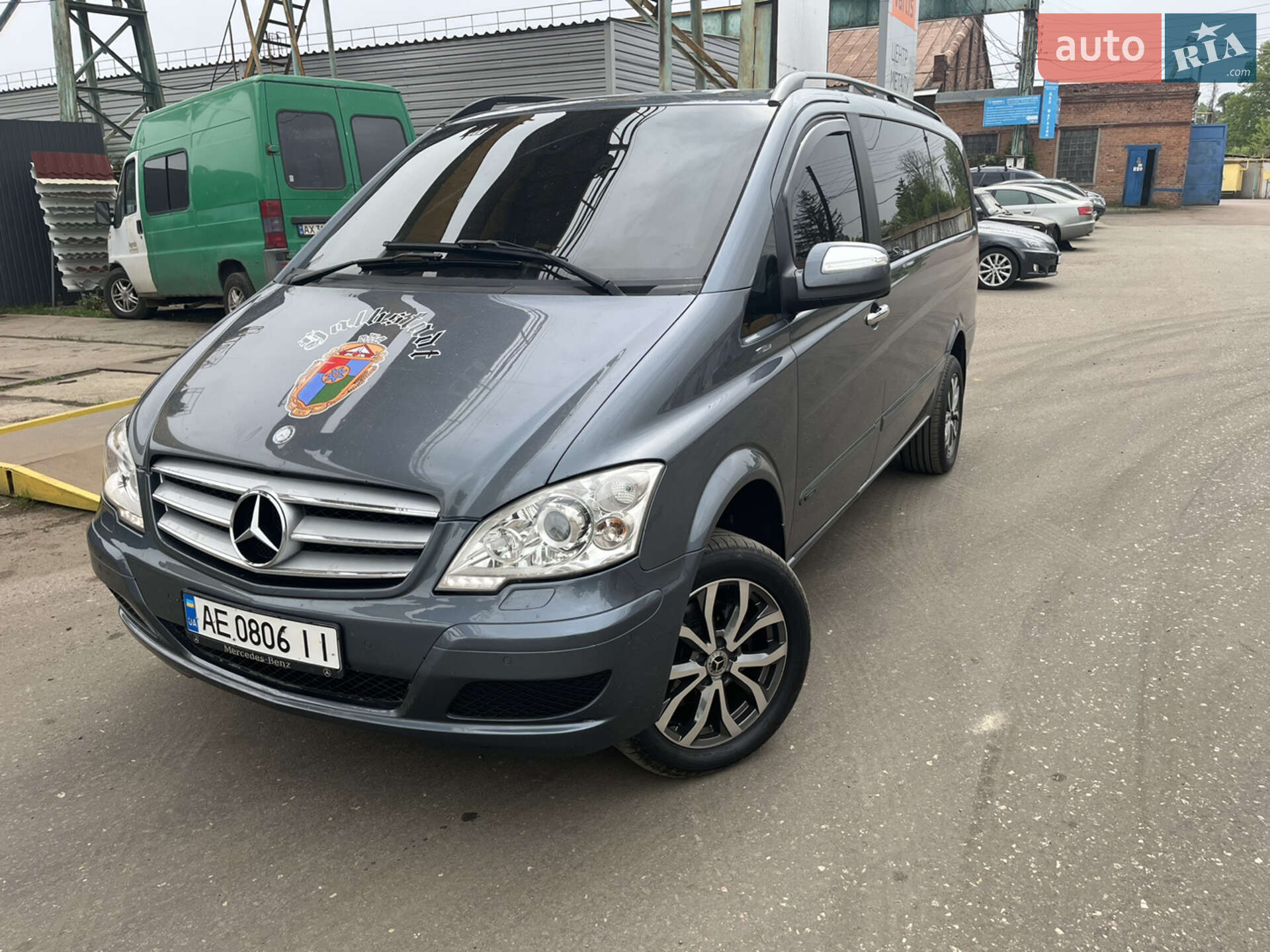 MERCEDES-BENZ VIANO 2013