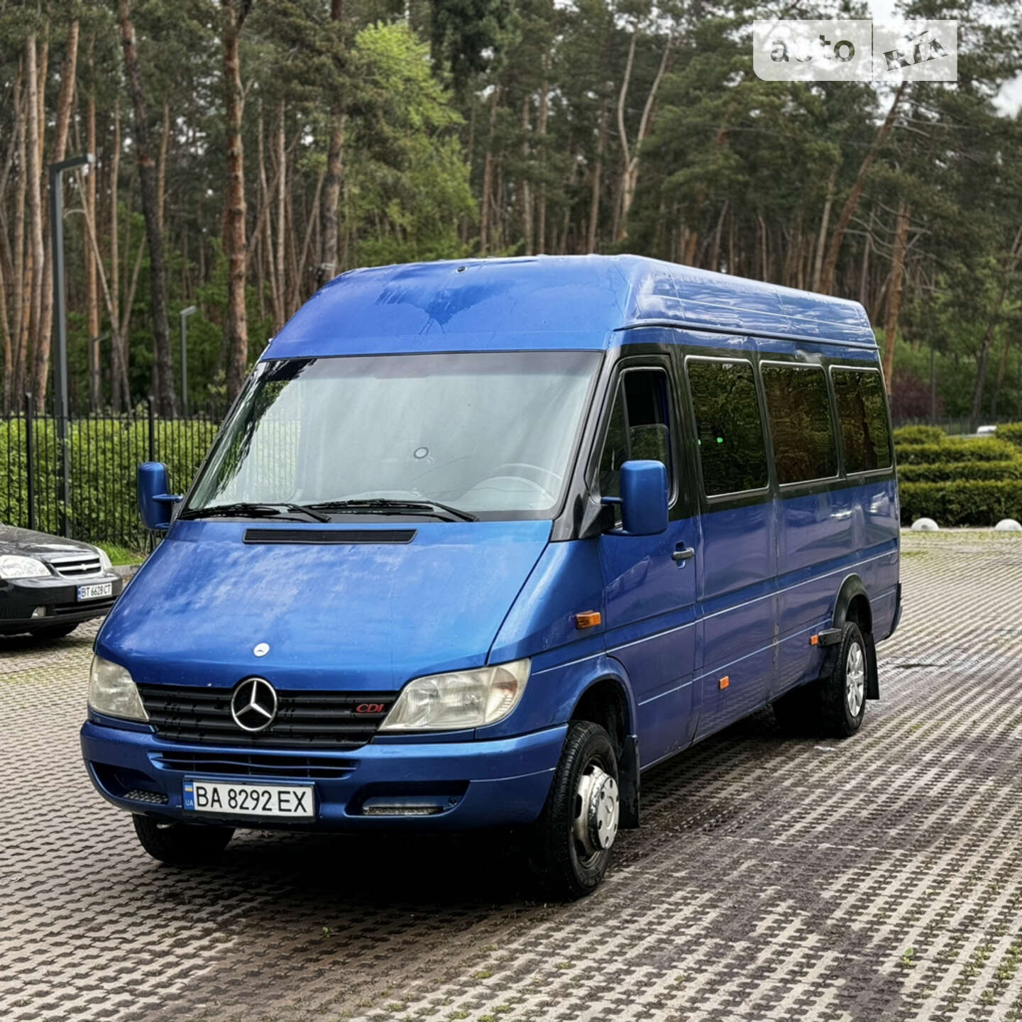 MERCEDES-BENZ 413CDI 2001