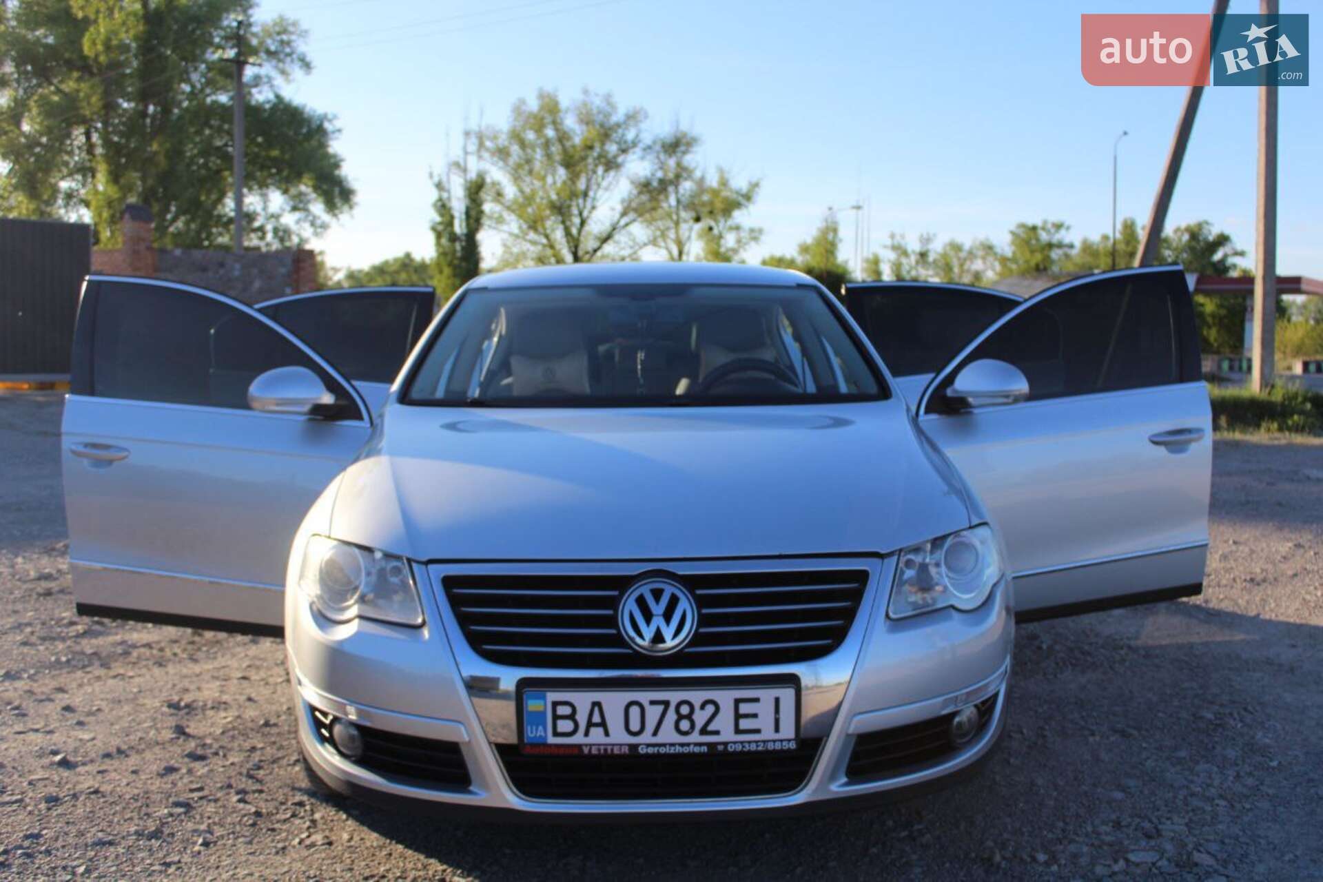 VOLKSWAGEN PASSAT 2005