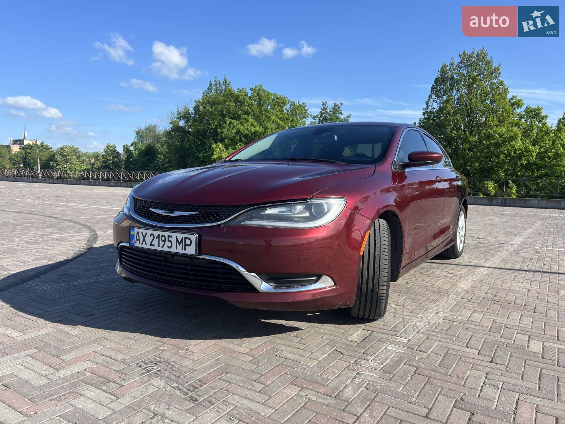 Головне фото звіту автомобіля CHRYSLER 200 2014