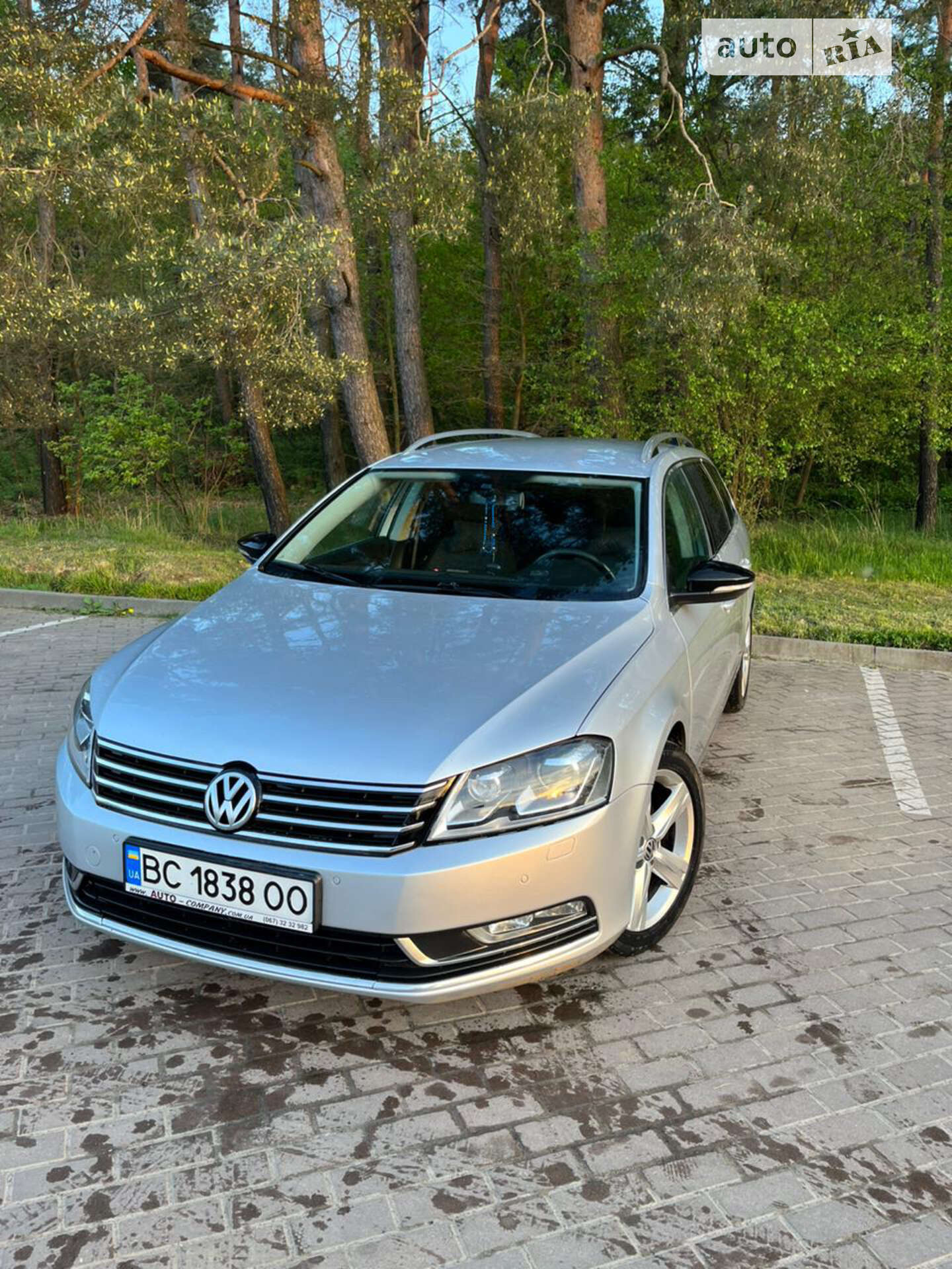 VOLKSWAGEN PASSAT 2014