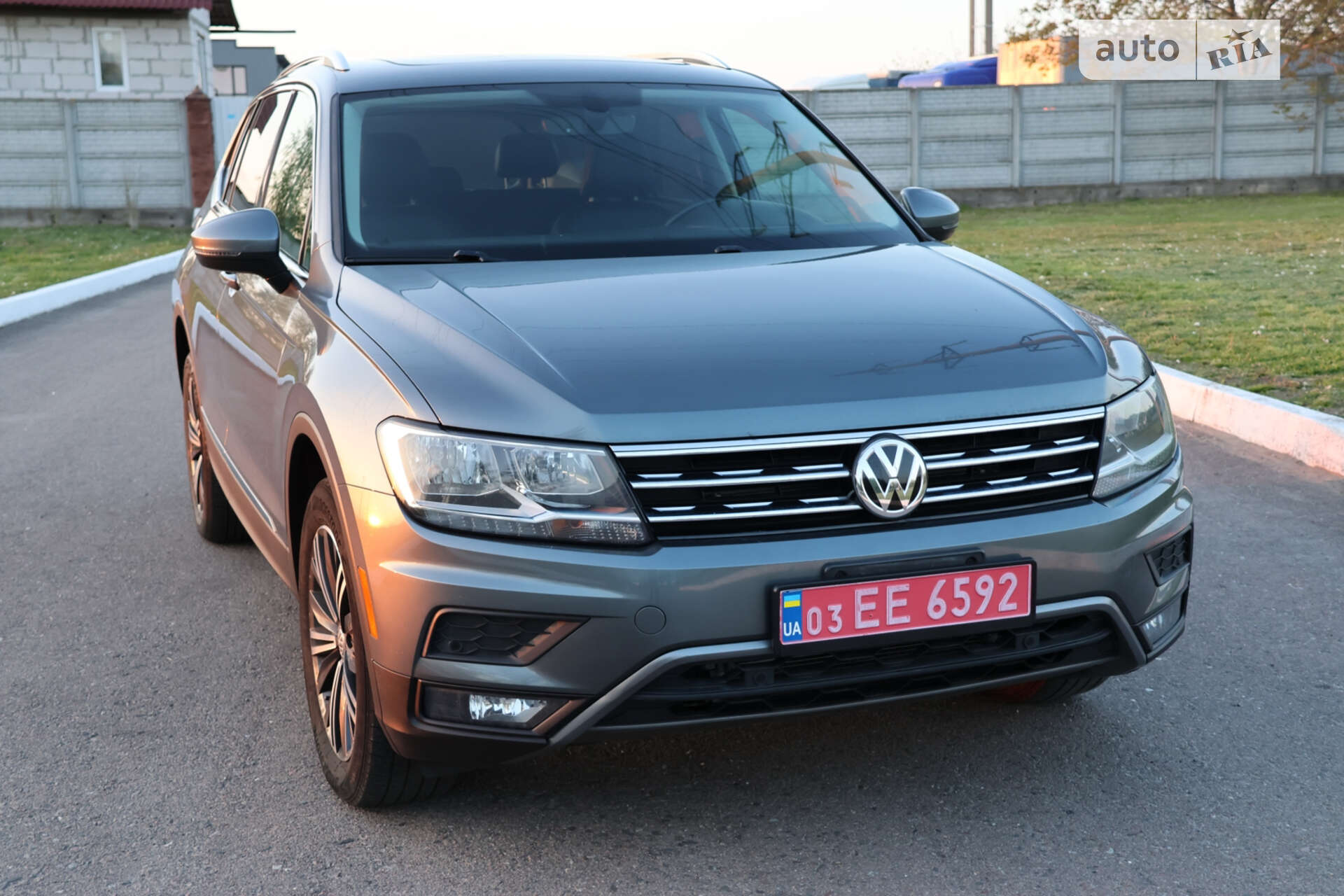 VOLKSWAGEN TIGUAN 2019