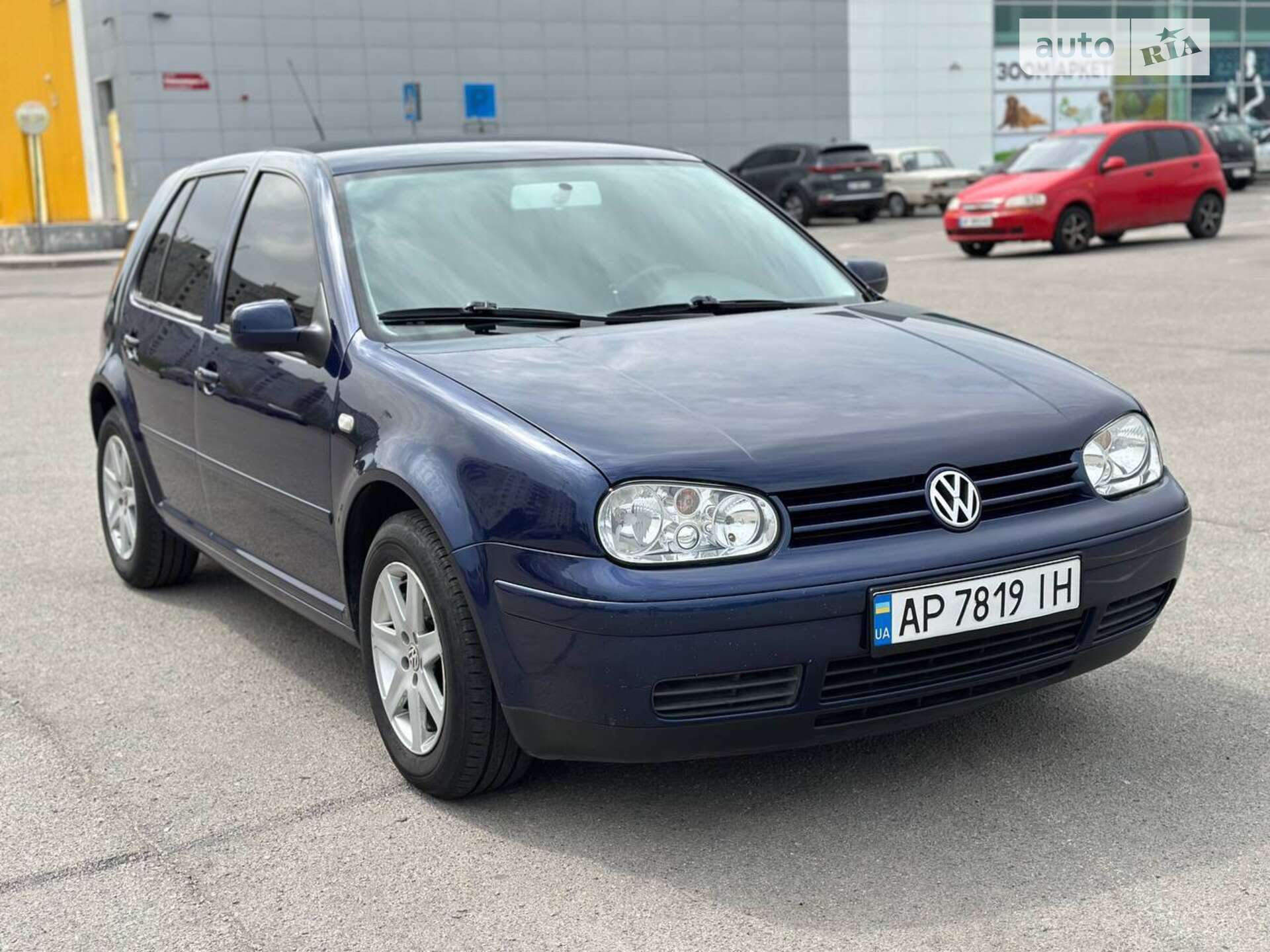 VOLKSWAGEN GOLF 2003