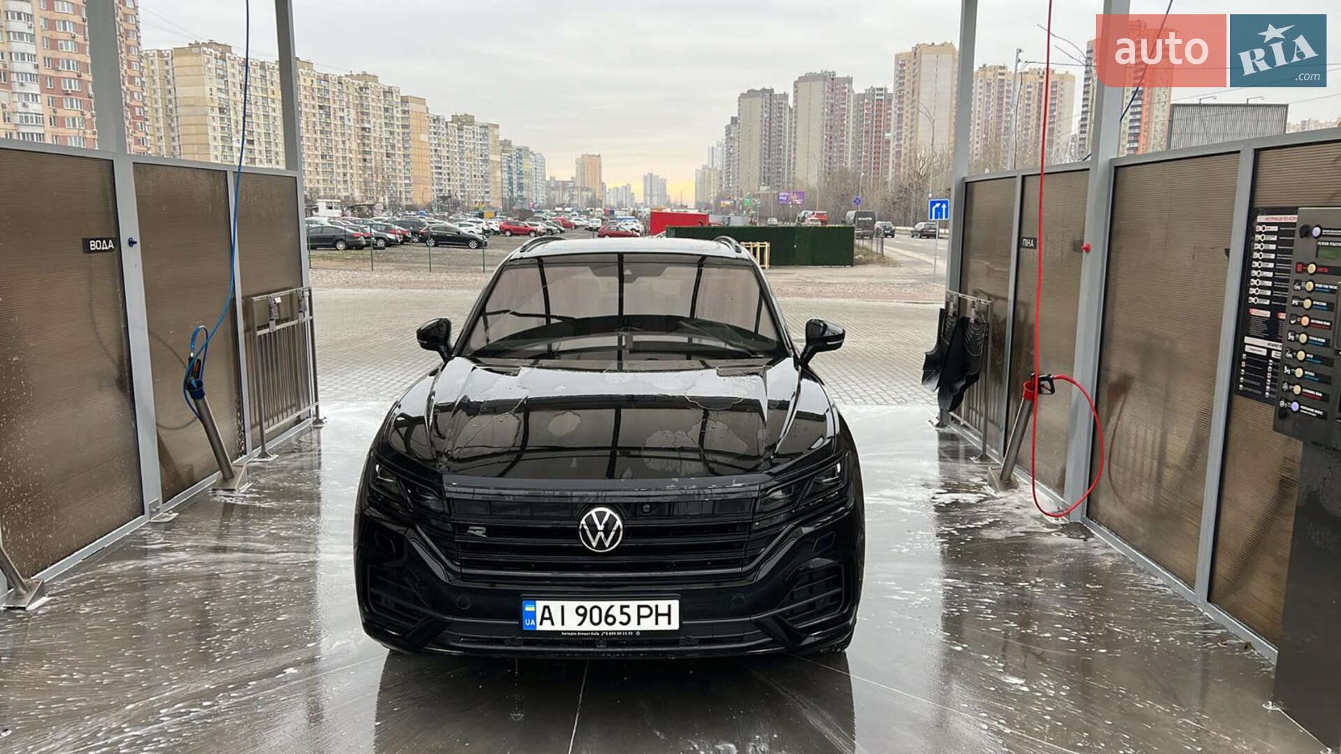 VOLKSWAGEN TOUAREG 2023