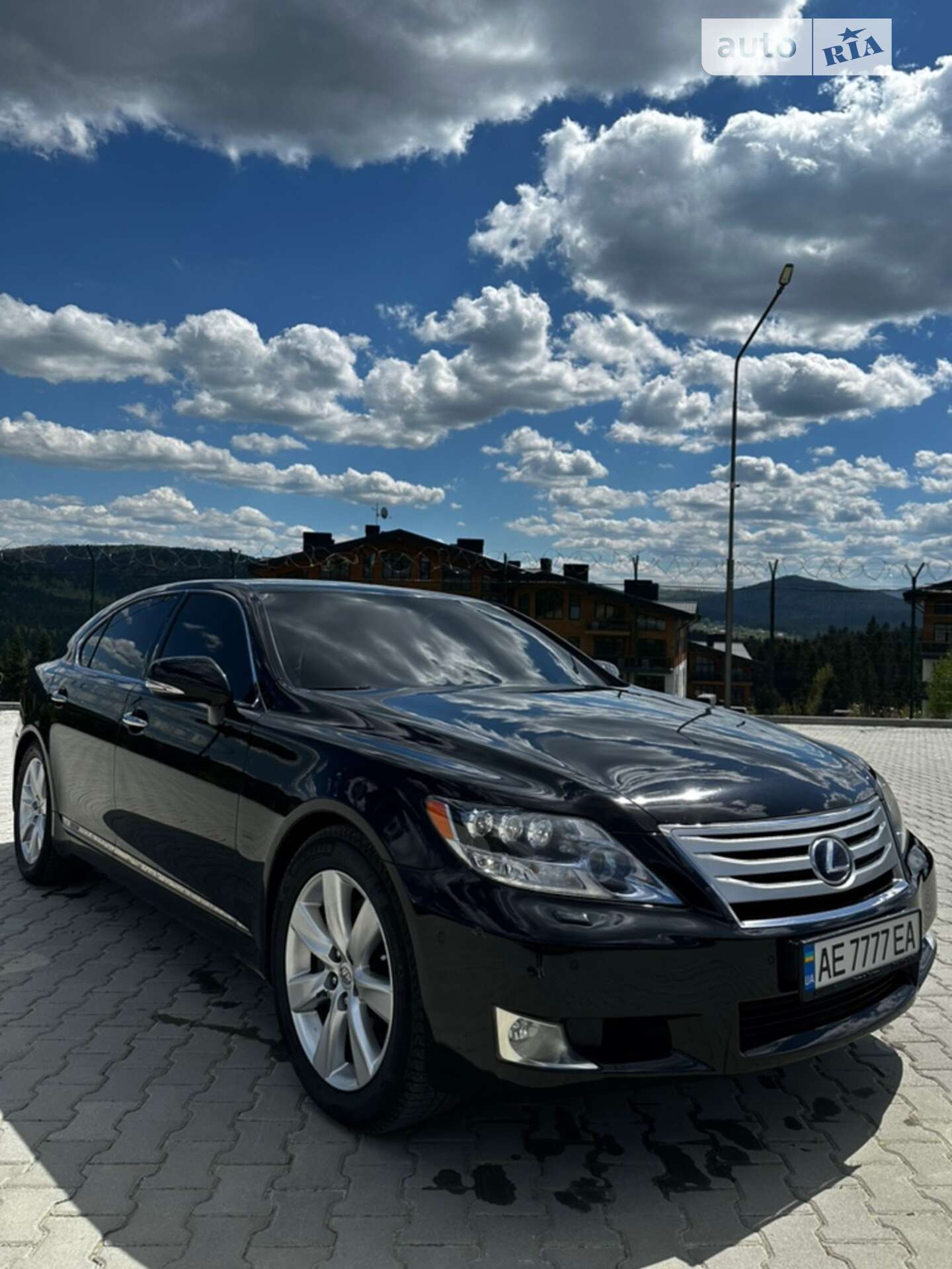 LEXUS LS 600 2010