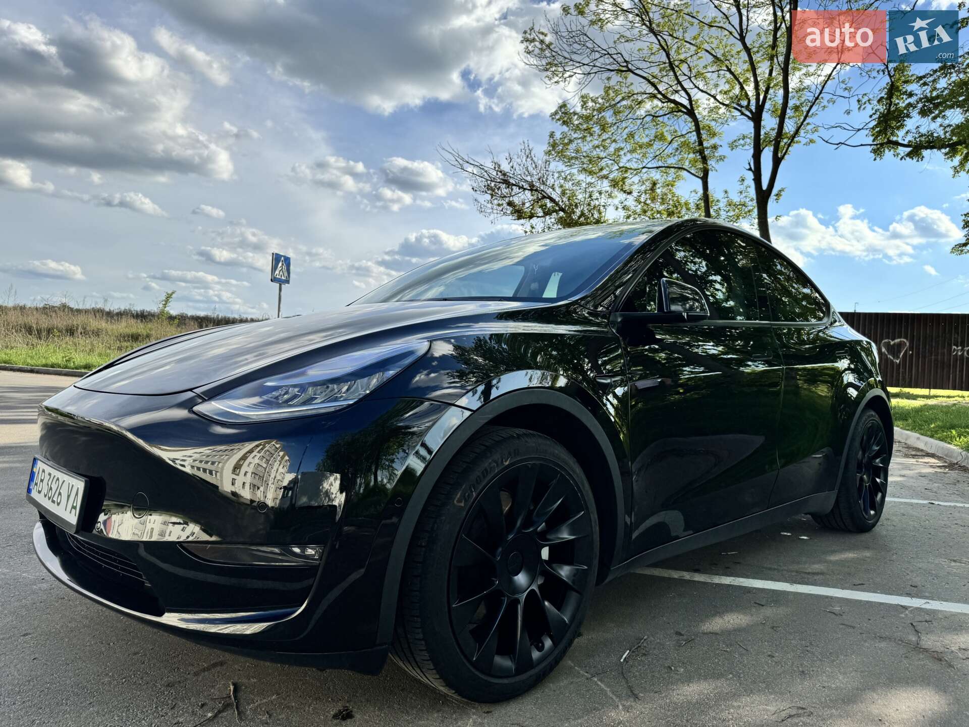 TESLA MODEL Y 2021