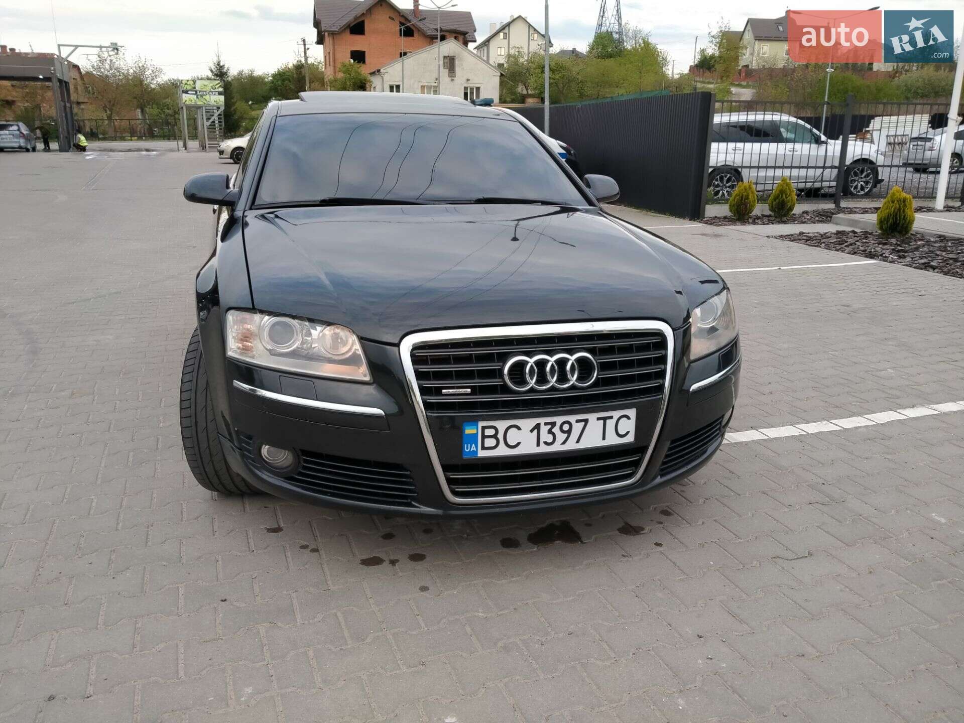 AUDI A8 2004