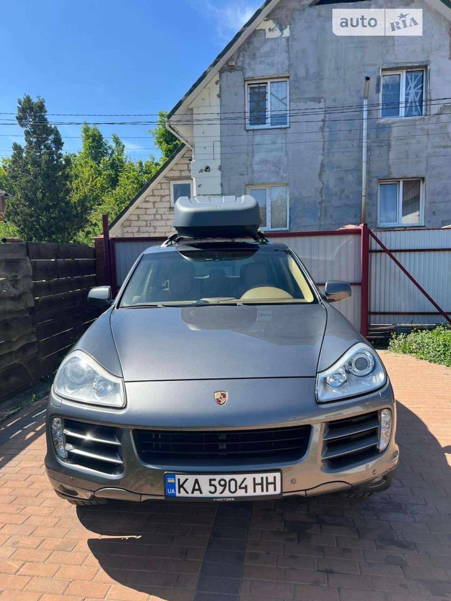 PORSCHE CAYENNE