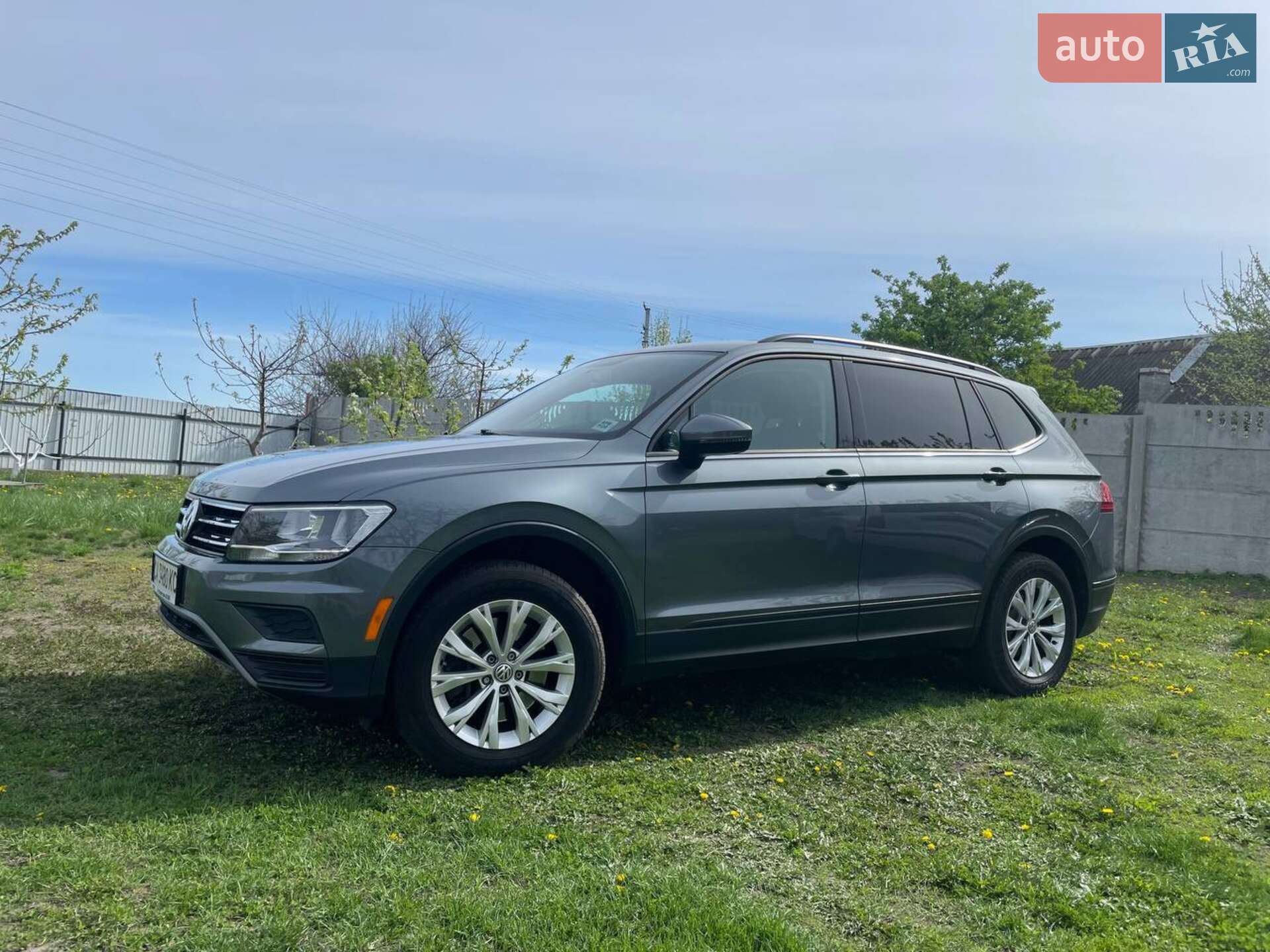 VOLKSWAGEN TIGUAN 2017