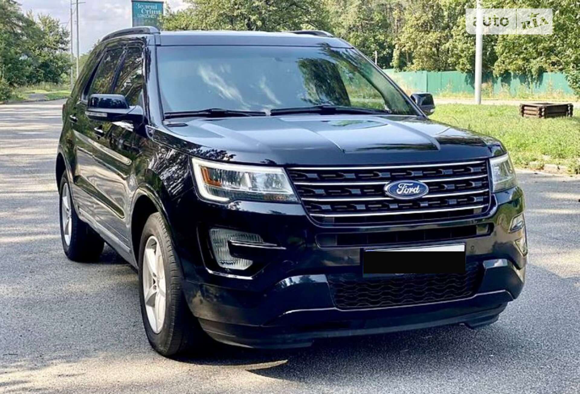 Головне фото звіту автомобіля FORD EXPLORER 2016