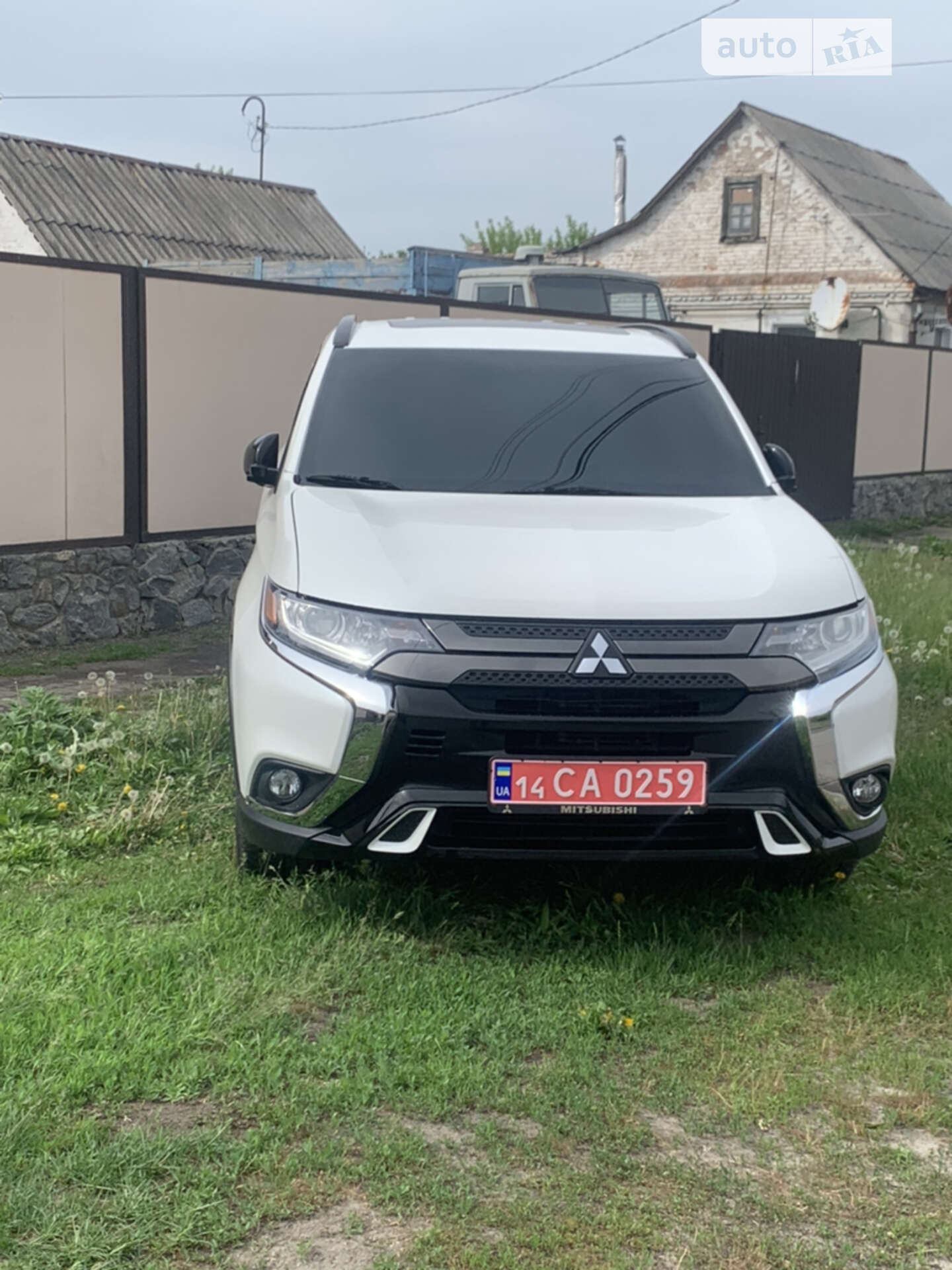 Головне фото звіту автомобіля MITSUBISHI OUTLANDER 2018