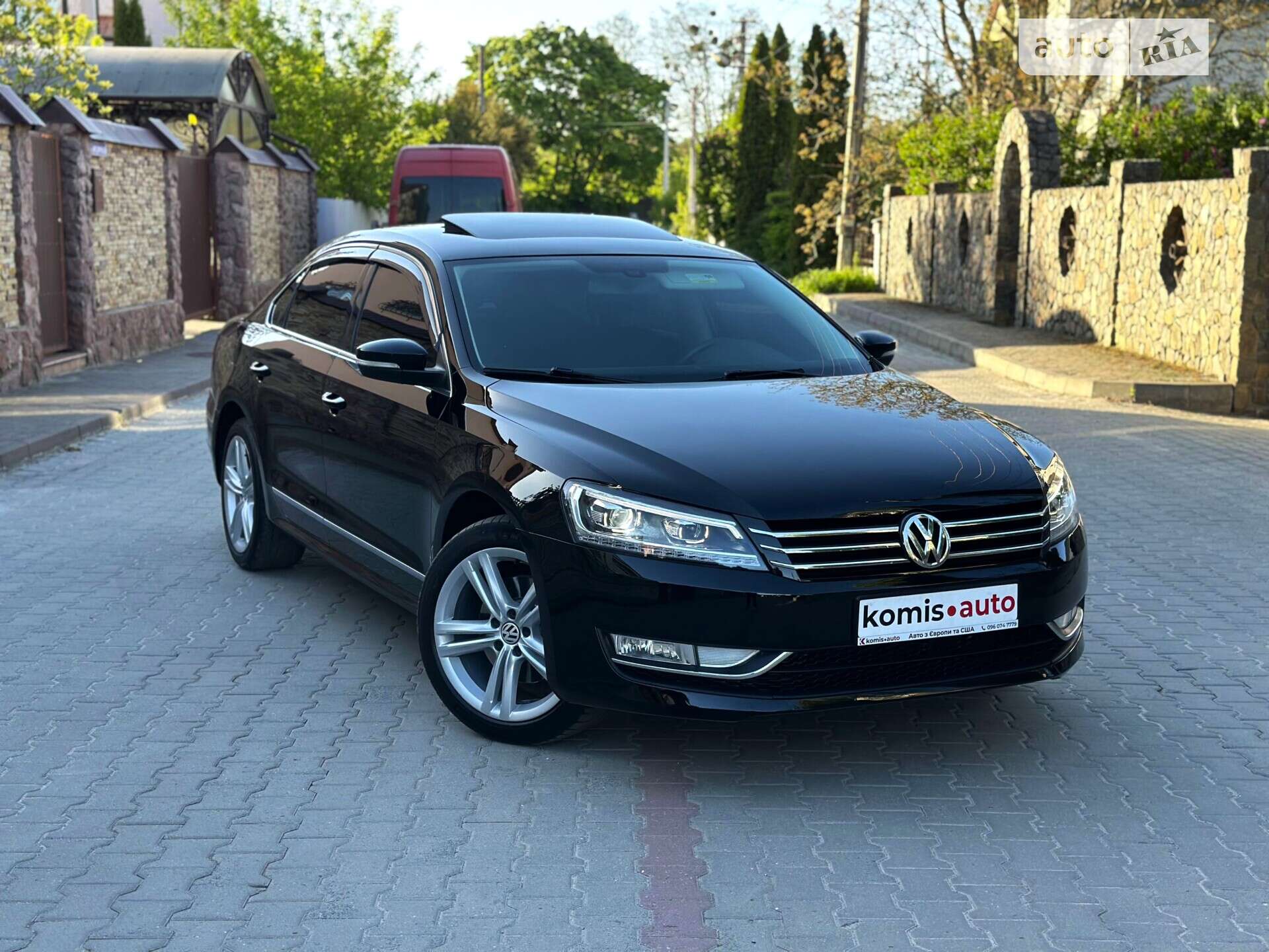 VOLKSWAGEN PASSAT 2015