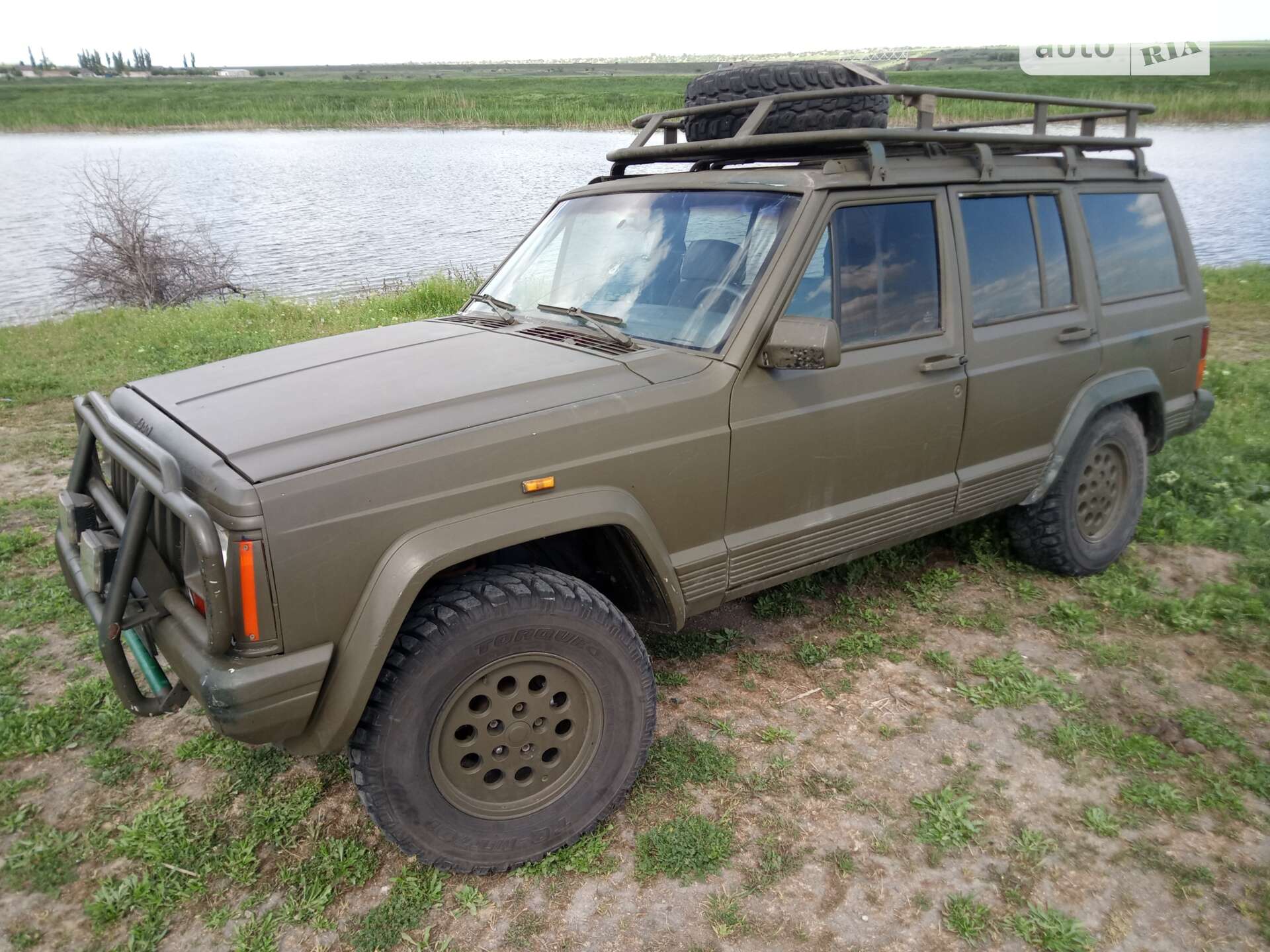 JEEP CHEROKEE 1992