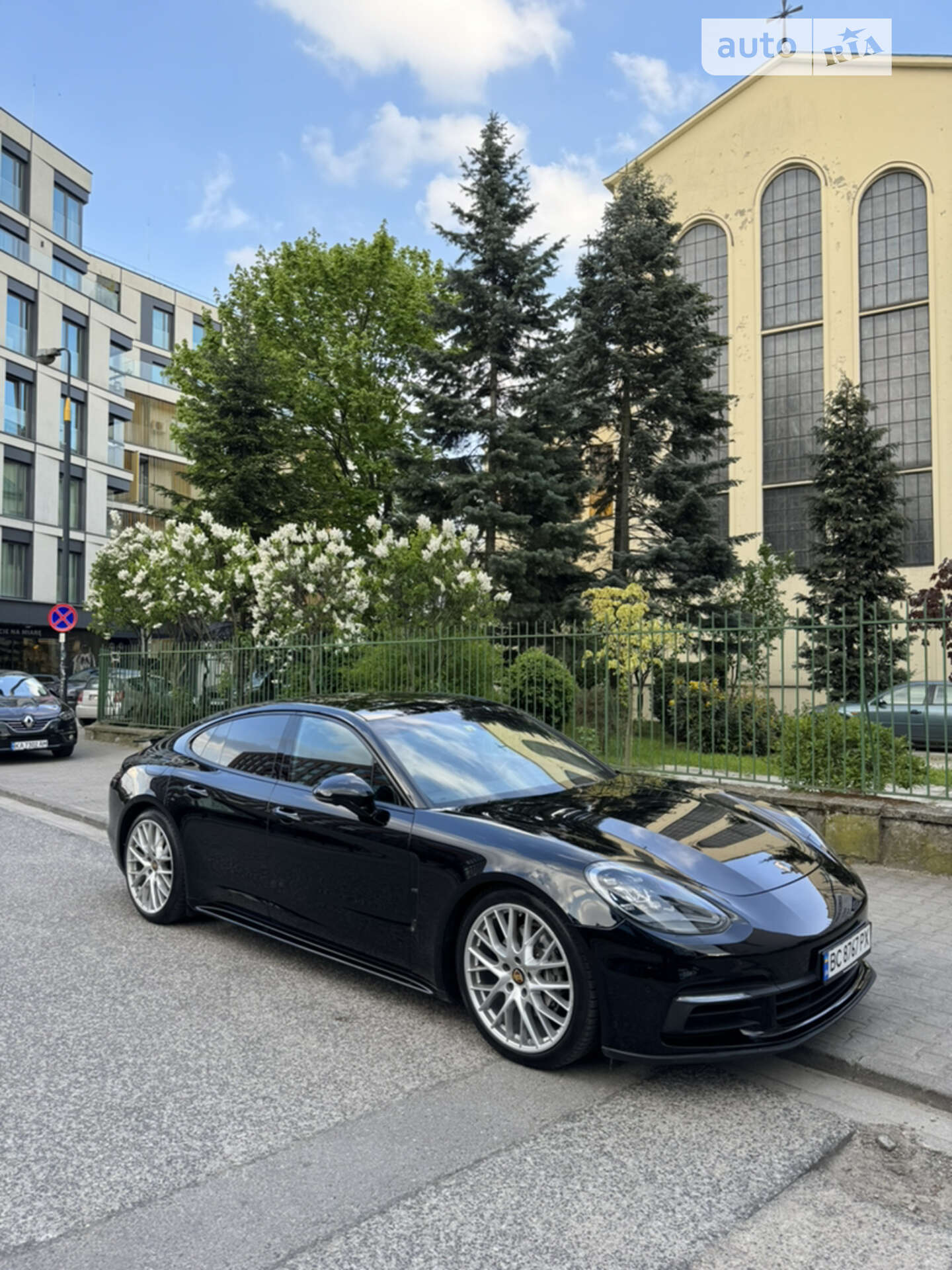 PORSCHE PANAMERA 2017