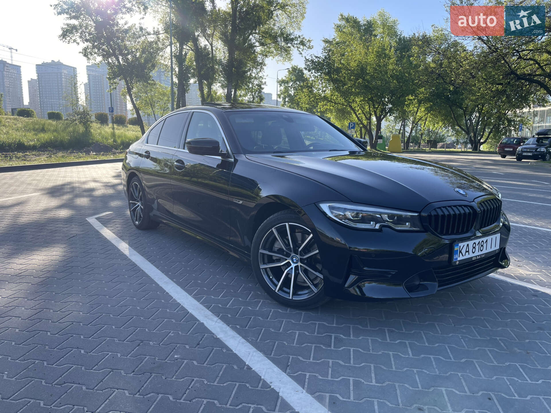 BMW 330Е 2021