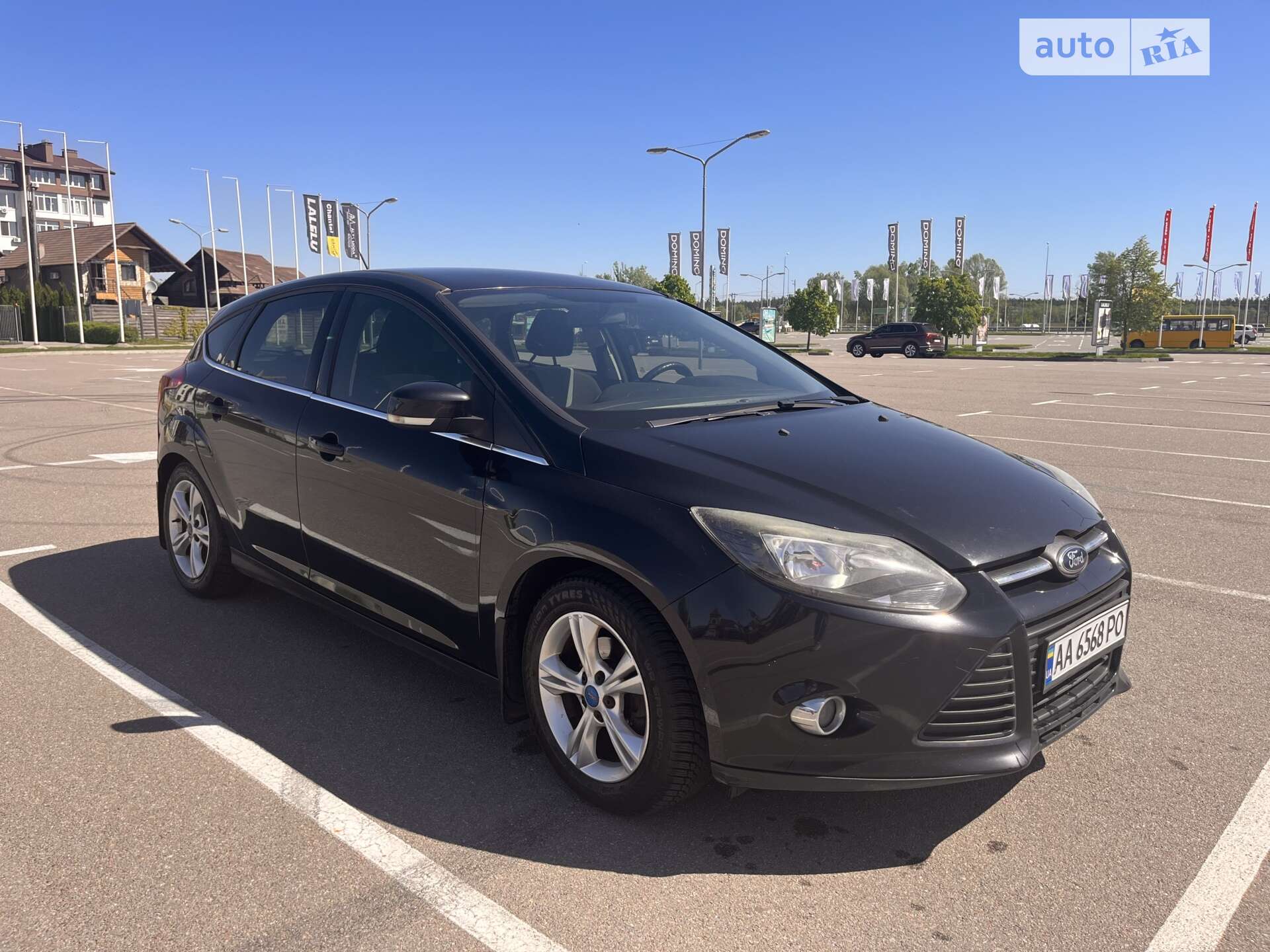 Головне фото звіту автомобіля FORD FOCUS 2012