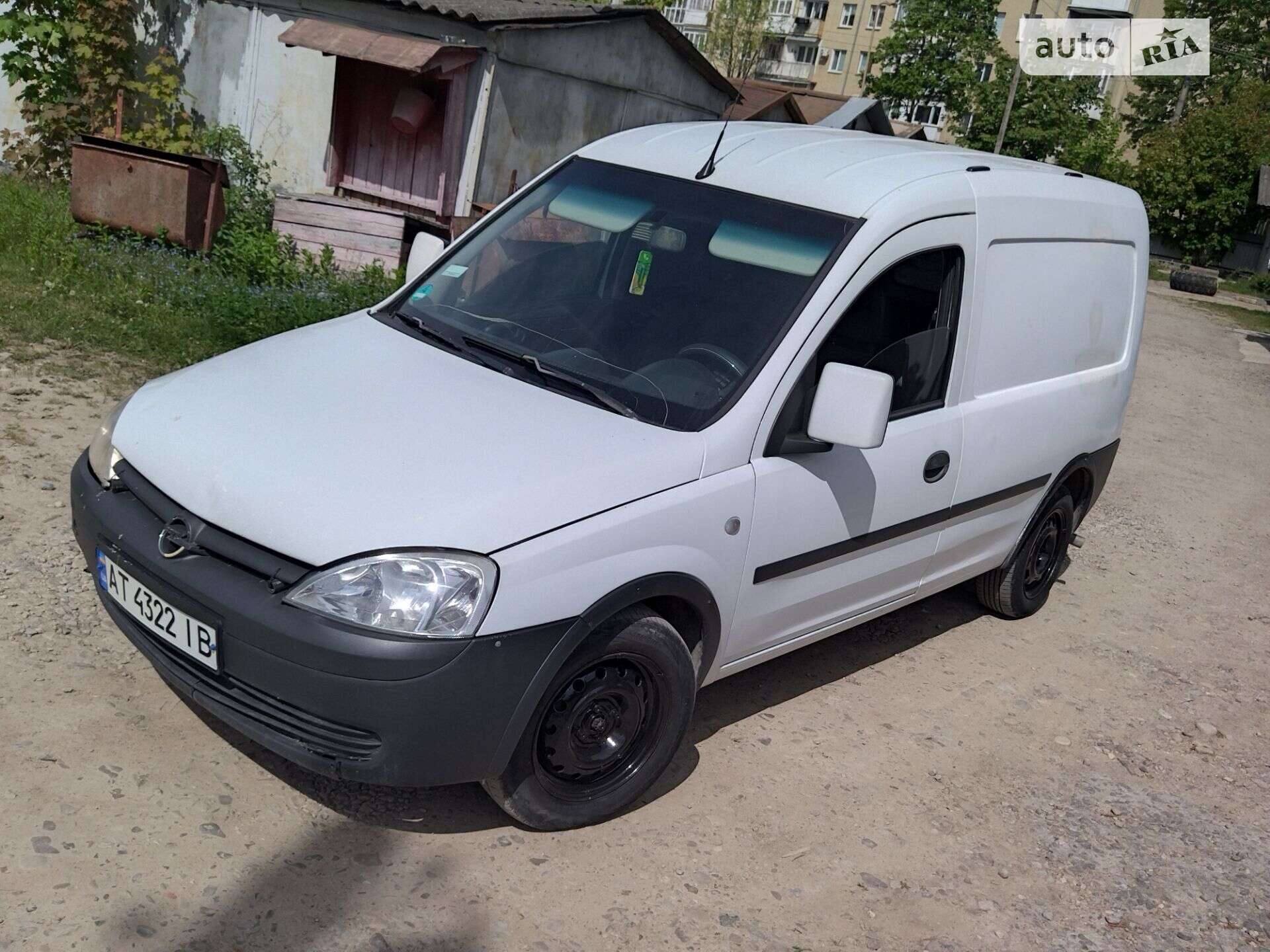 OPEL COMBO-C 2011