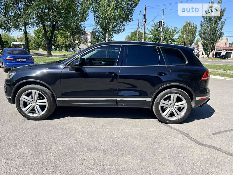 VOLKSWAGEN TOUAREG 2016