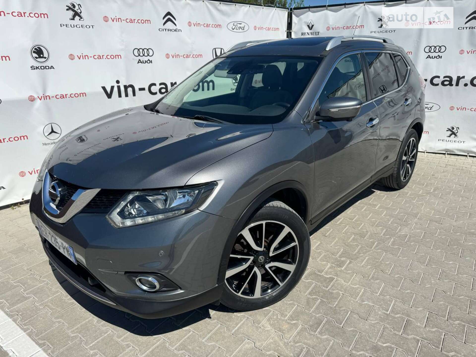 NISSAN X-TRAIL 2016