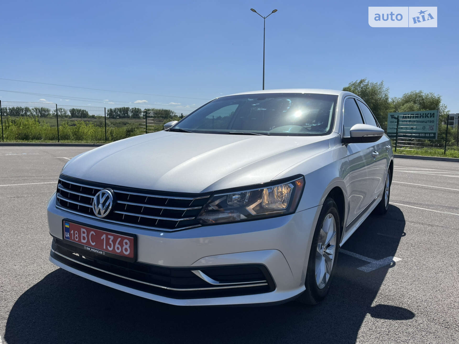 VOLKSWAGEN PASSAT 2016