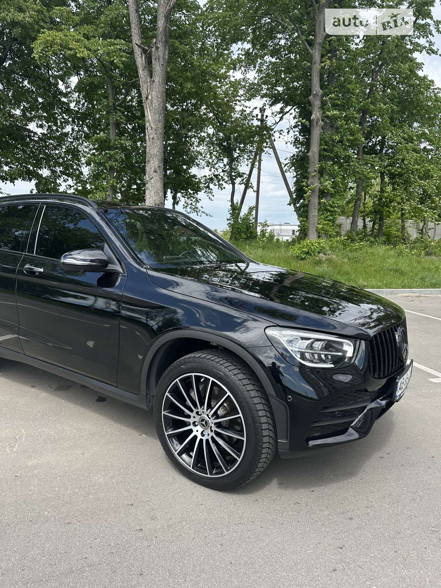 MERCEDES-BENZ GLC 300 2021